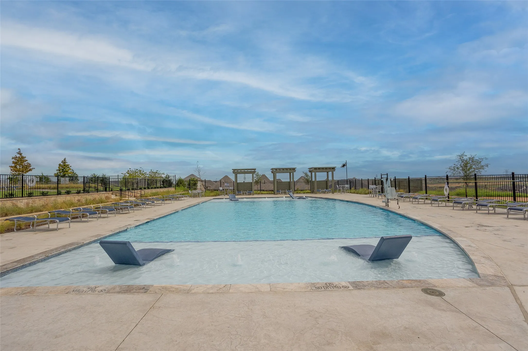 Single Family Residence For Sale in Tarrant County , 5556 Cypress Willow Bend, Fort Worth, Texas 76126, 4 Bedroom, 2 Bathroom, 2 Garage spaces, 1,716 Sqft, built in 2021, mls#21388577, Real Estate Agent in Fort Worth, Homes For Sale in Tarrant county, Homes For Sale in Fort Worth, Realtor in Fort Worth Texas, Real Estate Brokerage Independent Realty Texas, Luminita Cordes Realtor