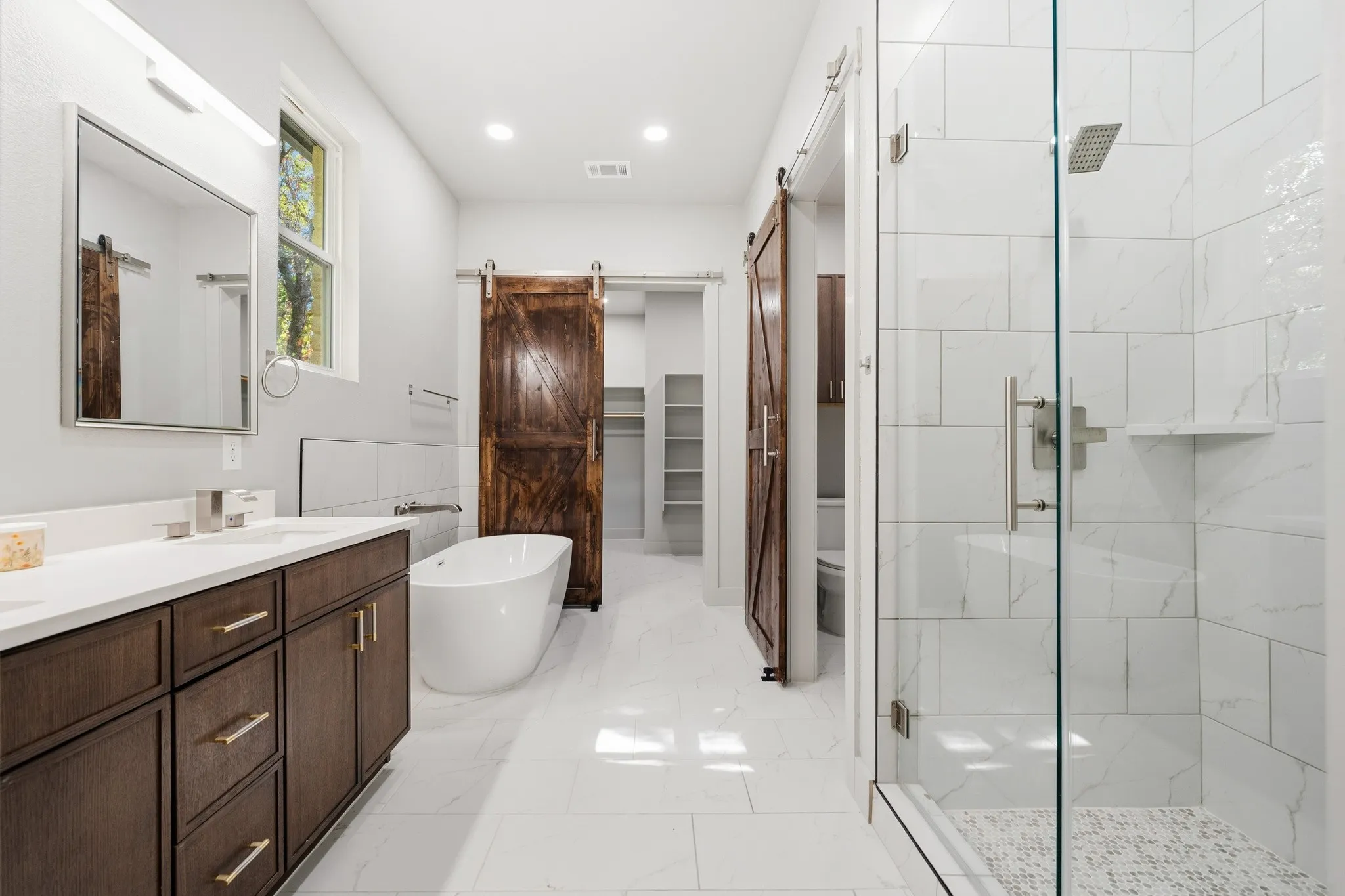 Single Family Residence For Sale in Hill County , 34002 Stonewood Drive, Whitney, Texas 76692, 3 Bedroom, 3 Bathroom, 2 Garage spaces, 2,150 Sqft, built in 2026, mls#21389708, Real Estate Agent in Whitney, Homes For Sale in Hill county, Homes For Sale in Whitney, Realtor in Whitney Texas, Real Estate Brokerage Independent Realty Texas, Luminita Cordes Realtor