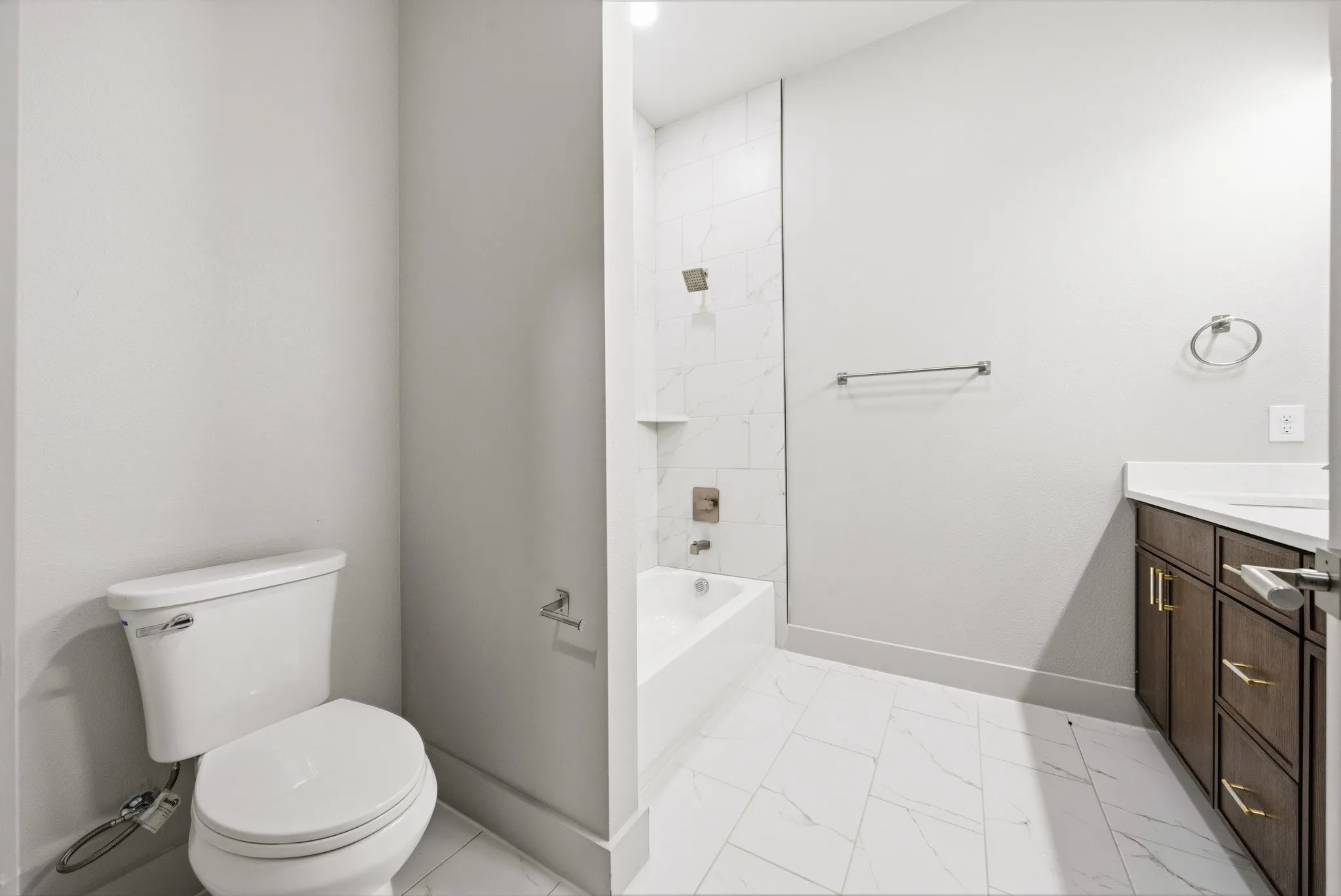 Single Family Residence For Sale in Hill County , 34002 Stonewood Drive, Whitney, Texas 76692, 3 Bedroom, 3 Bathroom, 2 Garage spaces, 2,150 Sqft, built in 2026, mls#21389708, Real Estate Agent in Whitney, Homes For Sale in Hill county, Homes For Sale in Whitney, Realtor in Whitney Texas, Real Estate Brokerage Independent Realty Texas, Luminita Cordes Realtor