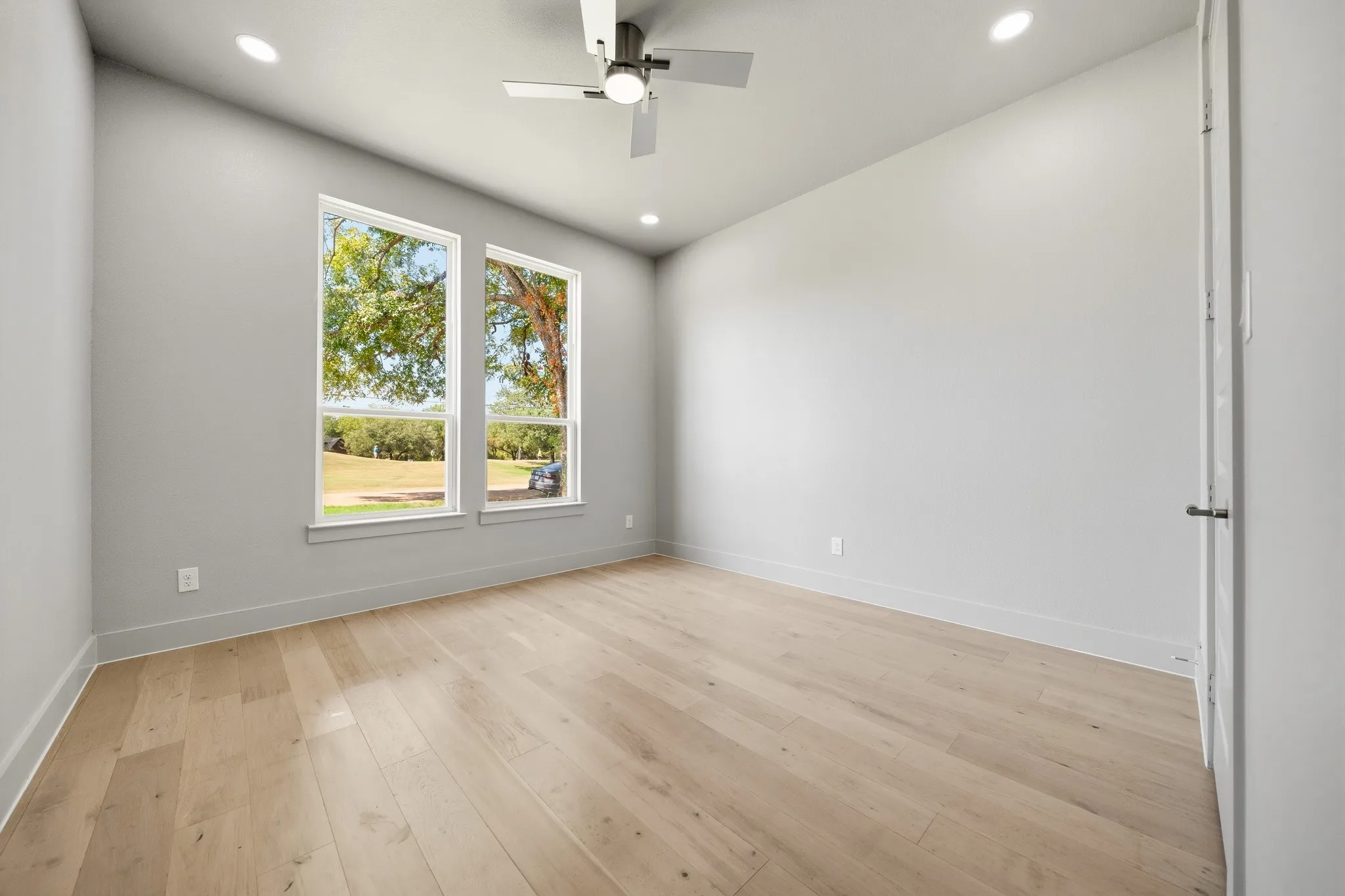 Single Family Residence For Sale in Hill County , 34002 Stonewood Drive, Whitney, Texas 76692, 3 Bedroom, 3 Bathroom, 2 Garage spaces, 2,150 Sqft, built in 2026, mls#21389708, Real Estate Agent in Whitney, Homes For Sale in Hill county, Homes For Sale in Whitney, Realtor in Whitney Texas, Real Estate Brokerage Independent Realty Texas, Luminita Cordes Realtor