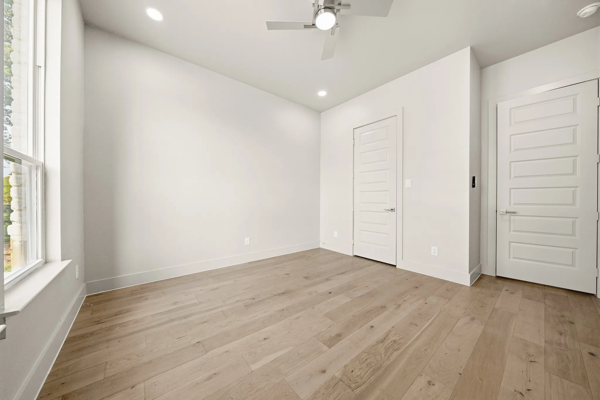 Single Family Residence For Sale in Hill County , 34002 Stonewood Drive, Whitney, Texas 76692, 3 Bedroom, 3 Bathroom, 2 Garage spaces, 2,150 Sqft, built in 2026, mls#21389708, Real Estate Agent in Whitney, Homes For Sale in Hill county, Homes For Sale in Whitney, Realtor in Whitney Texas, Real Estate Brokerage Independent Realty Texas, Luminita Cordes Realtor