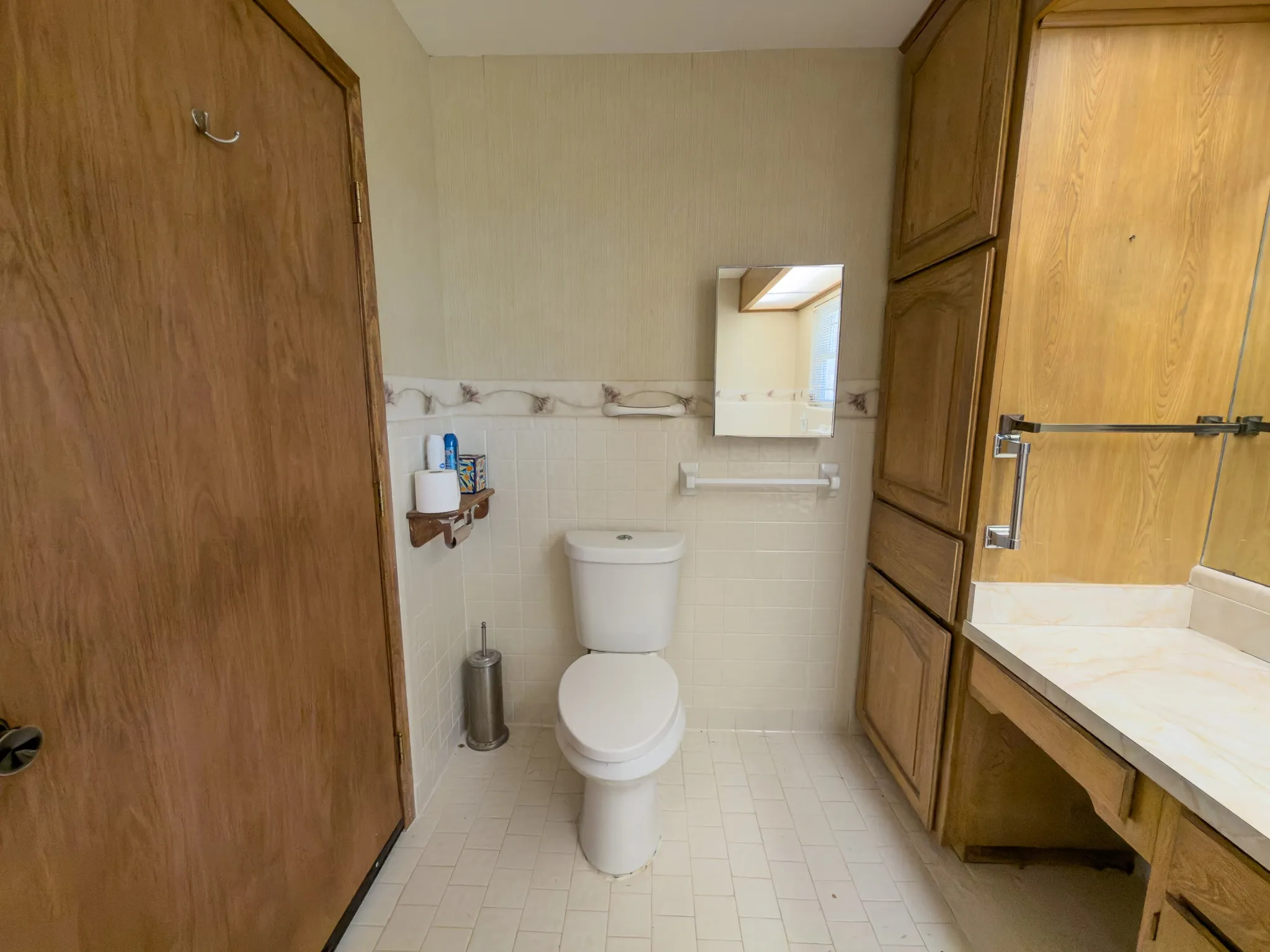 Single Family Residence For Sale in Parker County , 170 River View Road, Millsap, Texas 76066, 2 Bedroom, 2 Bathroom, 2 Garage spaces, 1,388 Sqft, built in 1984, mls#21391042, Real Estate Agent in Millsap, Homes For Sale in Parker county, Homes For Sale in Millsap, Realtor in Millsap Texas, Real Estate Brokerage Independent Realty Texas, Luminita Cordes Realtor