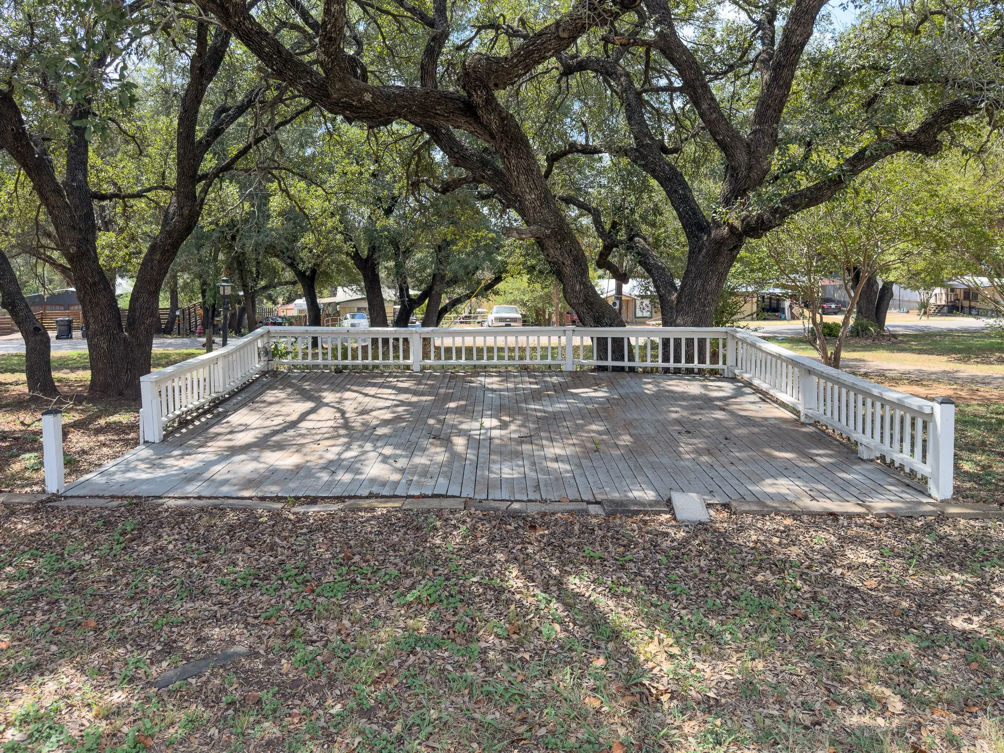 Single Family Residence For Sale in Parker County , 170 River View Road, Millsap, Texas 76066, 2 Bedroom, 2 Bathroom, 2 Garage spaces, 1,388 Sqft, built in 1984, mls#21391042, Real Estate Agent in Millsap, Homes For Sale in Parker county, Homes For Sale in Millsap, Realtor in Millsap Texas, Real Estate Brokerage Independent Realty Texas, Luminita Cordes Realtor