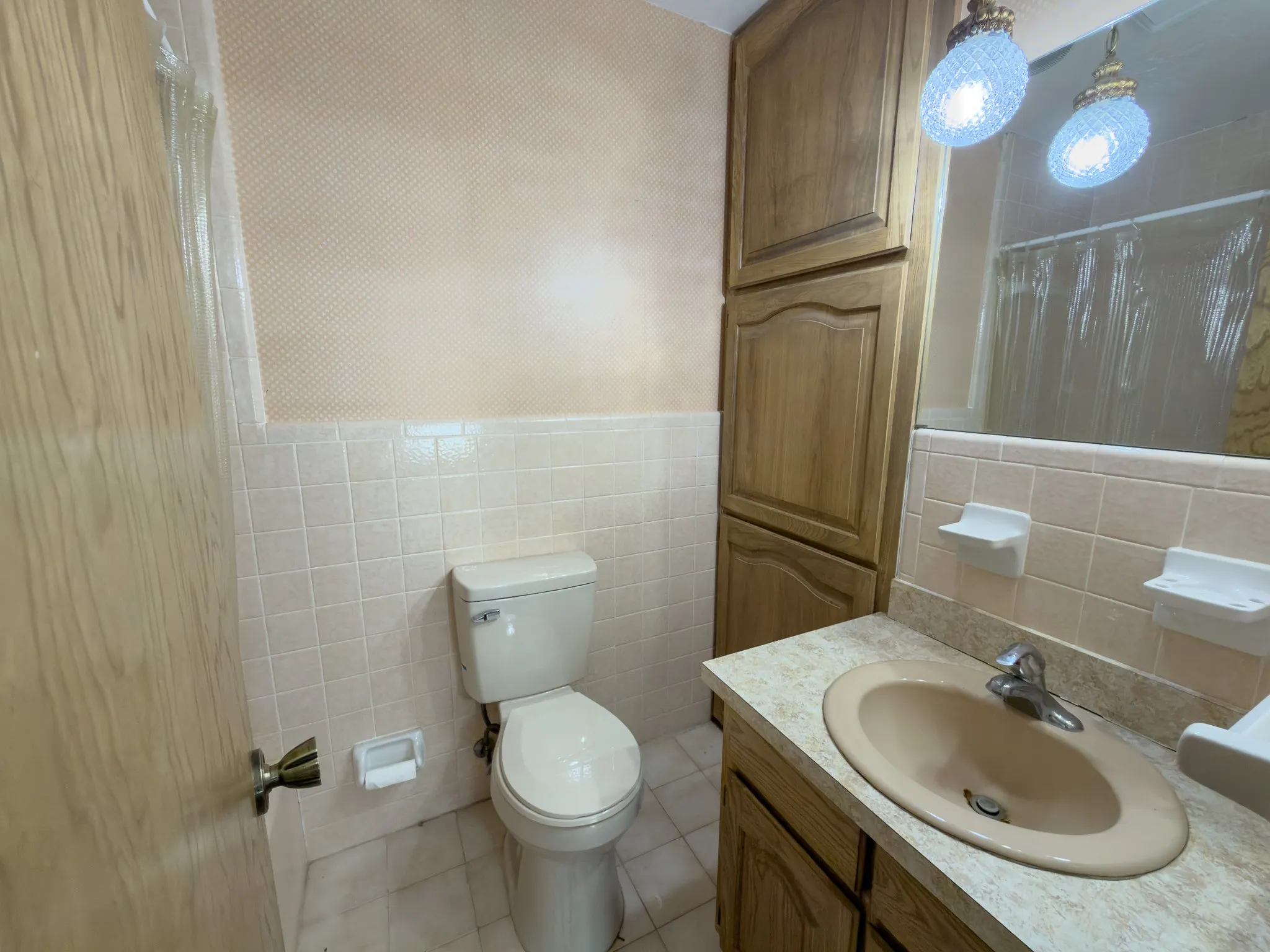 Single Family Residence For Sale in Parker County , 170 River View Road, Millsap, Texas 76066, 2 Bedroom, 2 Bathroom, 2 Garage spaces, 1,388 Sqft, built in 1984, mls#21391042, Real Estate Agent in Millsap, Homes For Sale in Parker county, Homes For Sale in Millsap, Realtor in Millsap Texas, Real Estate Brokerage Independent Realty Texas, Luminita Cordes Realtor
