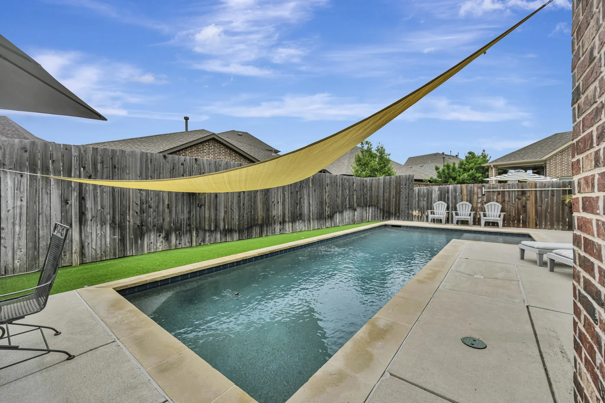 Single Family Residence For Sale in Denton County , 409 Middleton Drive, Roanoke, Texas 76262, 3 Bedroom, 2 Bathroom, 2 Garage spaces, 2,083 Sqft, built in 2015, mls#21390393, Real Estate Agent in Roanoke, Homes For Sale in Denton county, Homes For Sale in Roanoke, Realtor in Roanoke Texas, Real Estate Brokerage Independent Realty Texas, Luminita Cordes Realtor