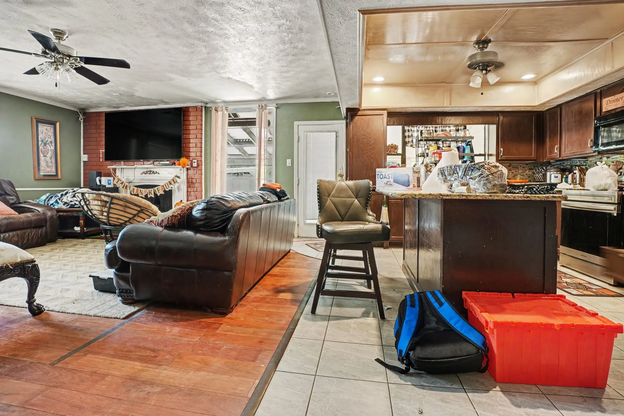 Single Family Residence For Sale in Dallas County , 3602 Clover Meadow Drive, Garland, Texas 75043, 3 Bedroom, 2 Bathroom, 2 Garage spaces, 2,220 Sqft, built in 1977, mls#21380513, Real Estate Agent in Garland, Homes For Sale in Dallas county, Homes For Sale in Garland, Realtor in Garland Texas, Real Estate Brokerage Independent Realty Texas, Luminita Cordes Realtor