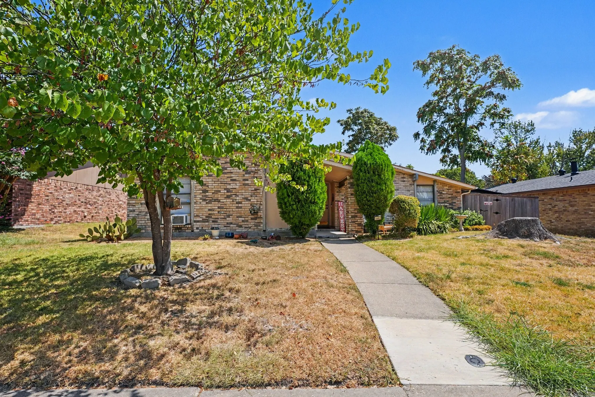 Single Family Residence For Sale