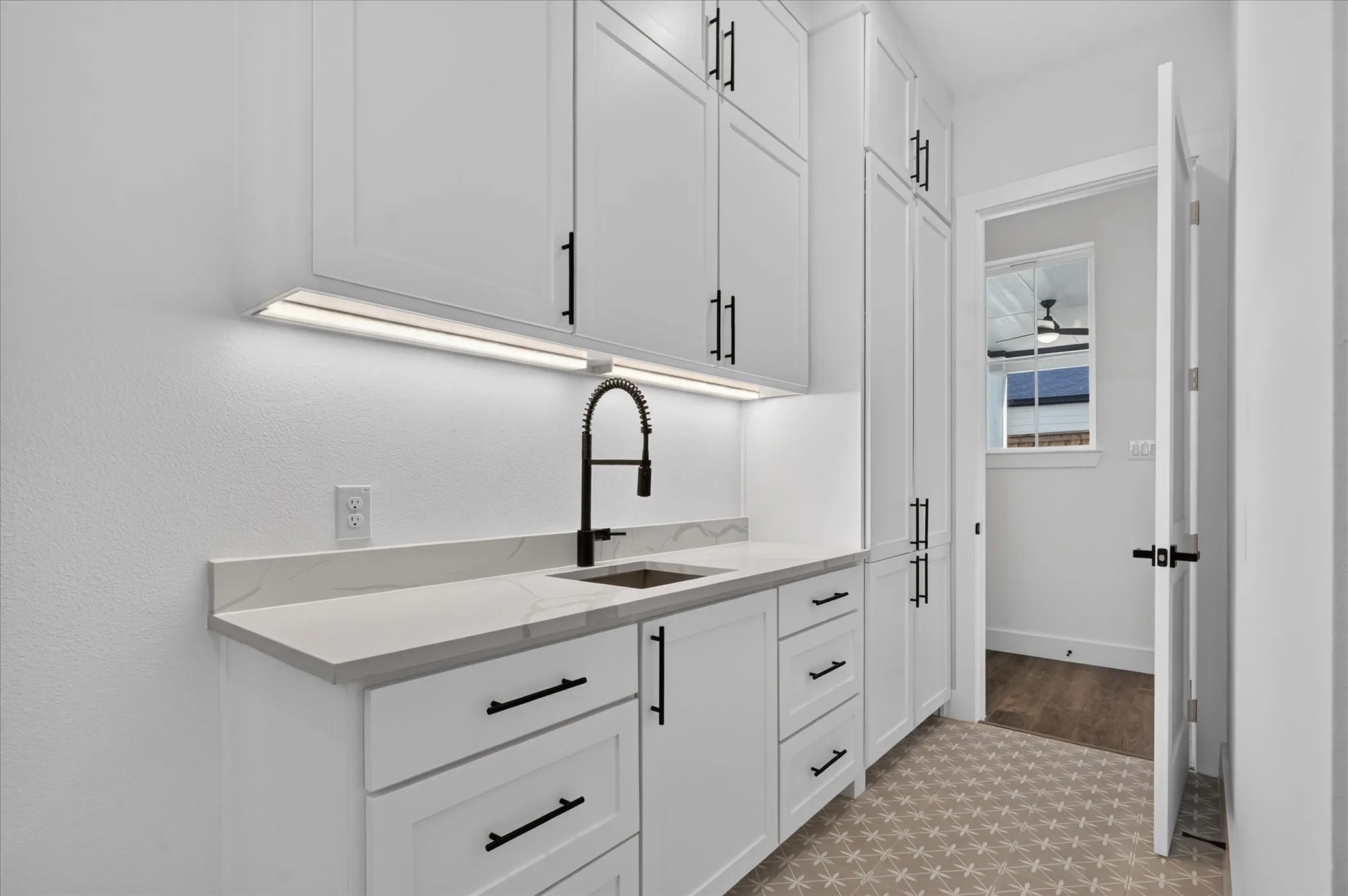 Single Family Residence For Sale in Dallas County , 3707 Pilgrims Mews, Rowlett, Texas 75088, 4 Bedroom, 3 Bathroom, 2 Garage spaces, 3,234 Sqft, built in 2024, mls#21390730, Real Estate Agent in Rowlett, Homes For Sale in Dallas county, Homes For Sale in Rowlett, Realtor in Rowlett Texas, Real Estate Brokerage Independent Realty Texas, Luminita Cordes Realtor