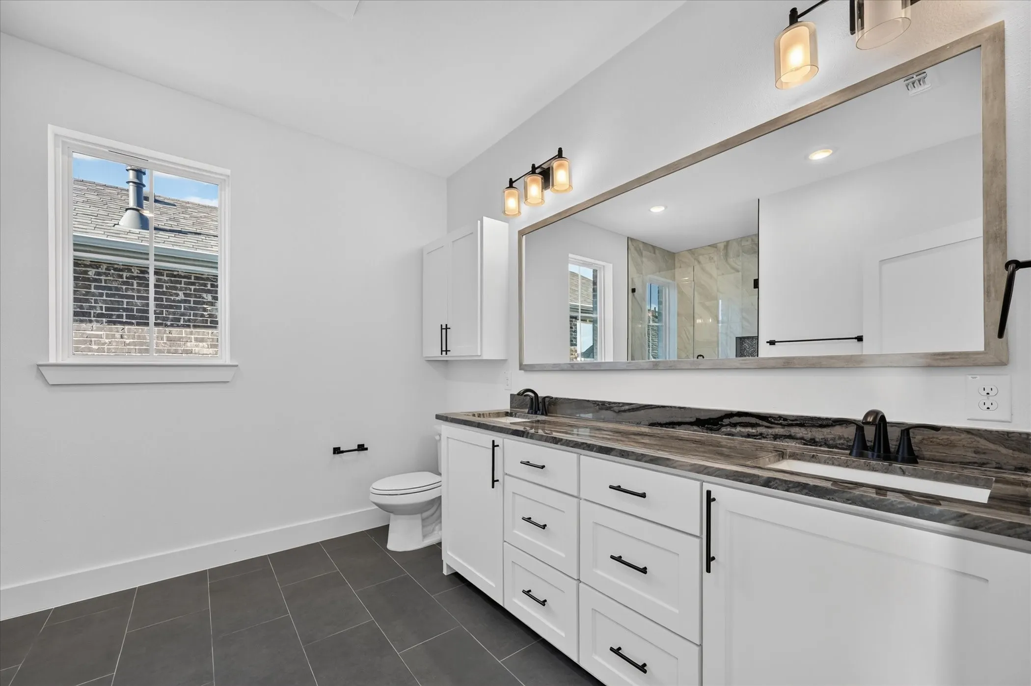 Single Family Residence For Sale in Dallas County , 3707 Pilgrims Mews, Rowlett, Texas 75088, 4 Bedroom, 3 Bathroom, 2 Garage spaces, 3,234 Sqft, built in 2024, mls#21390730, Real Estate Agent in Rowlett, Homes For Sale in Dallas county, Homes For Sale in Rowlett, Realtor in Rowlett Texas, Real Estate Brokerage Independent Realty Texas, Luminita Cordes Realtor