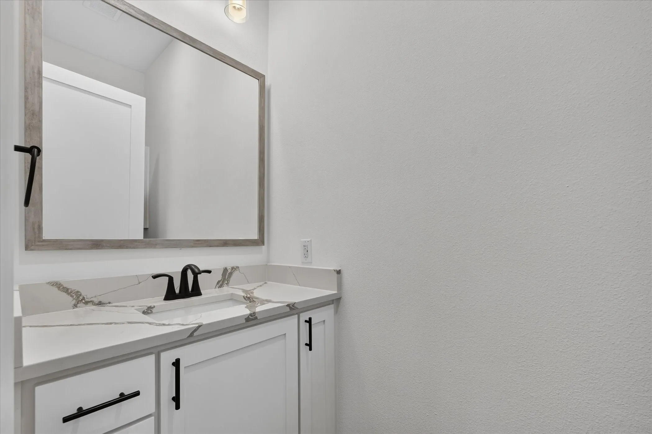 Single Family Residence For Sale in Dallas County , 3707 Pilgrims Mews, Rowlett, Texas 75088, 4 Bedroom, 3 Bathroom, 2 Garage spaces, 3,234 Sqft, built in 2024, mls#21390730, Real Estate Agent in Rowlett, Homes For Sale in Dallas county, Homes For Sale in Rowlett, Realtor in Rowlett Texas, Real Estate Brokerage Independent Realty Texas, Luminita Cordes Realtor