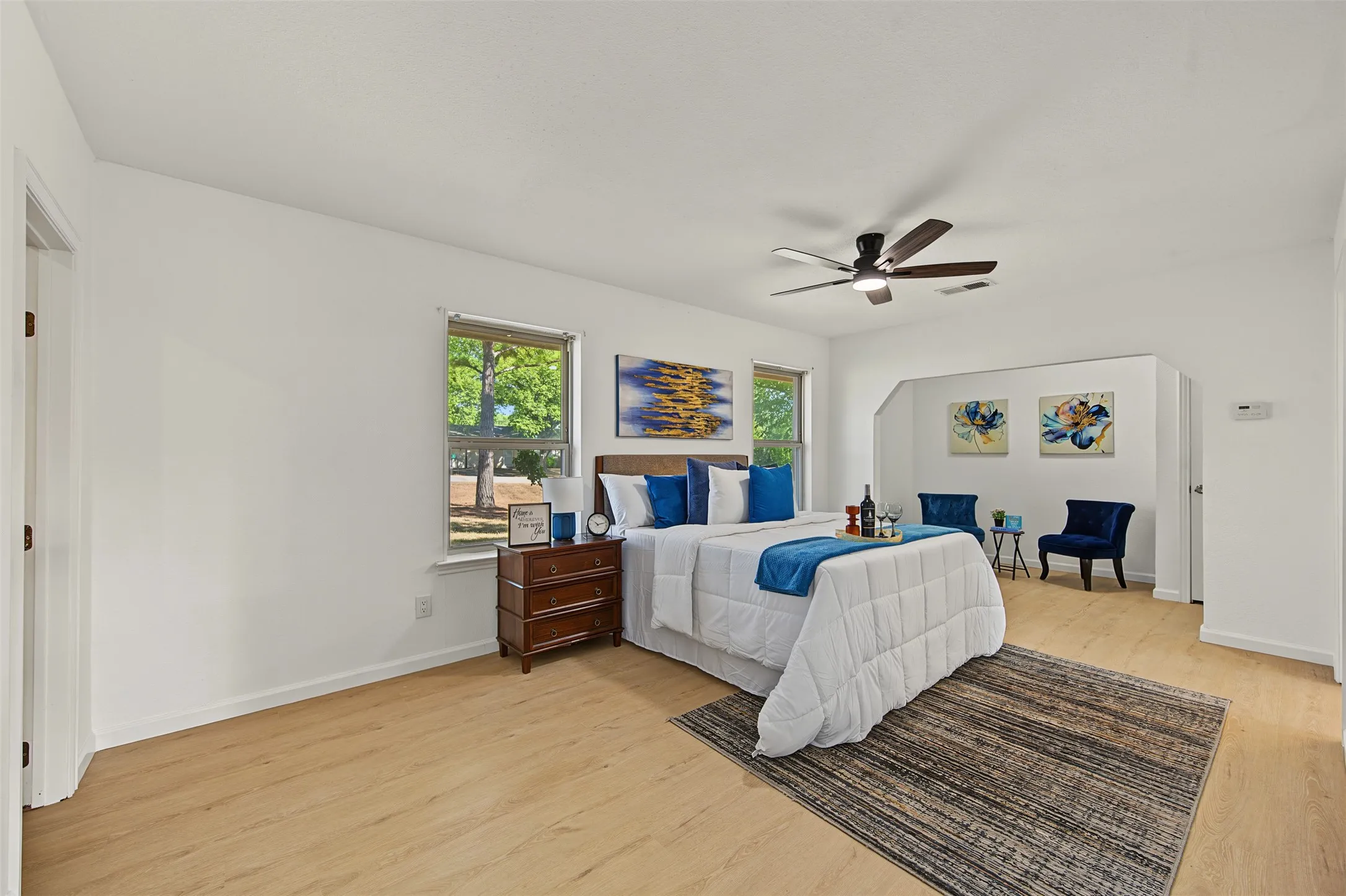 Single Family Residence For Rent in Tarrant County , 224 Mountain View Drive, Azle, Texas 76020, 4 Bedroom, 2 Bathroom, Garage spaces, 1,835 Sqft, built in 1982, mls#21391040, Real Estate Agent in Azle, Homes For Rent in Tarrant county, Homes For Rent in Azle, Realtor in Azle Texas, Real Estate Brokerage Independent Realty Texas, Luminita Cordes Realtor