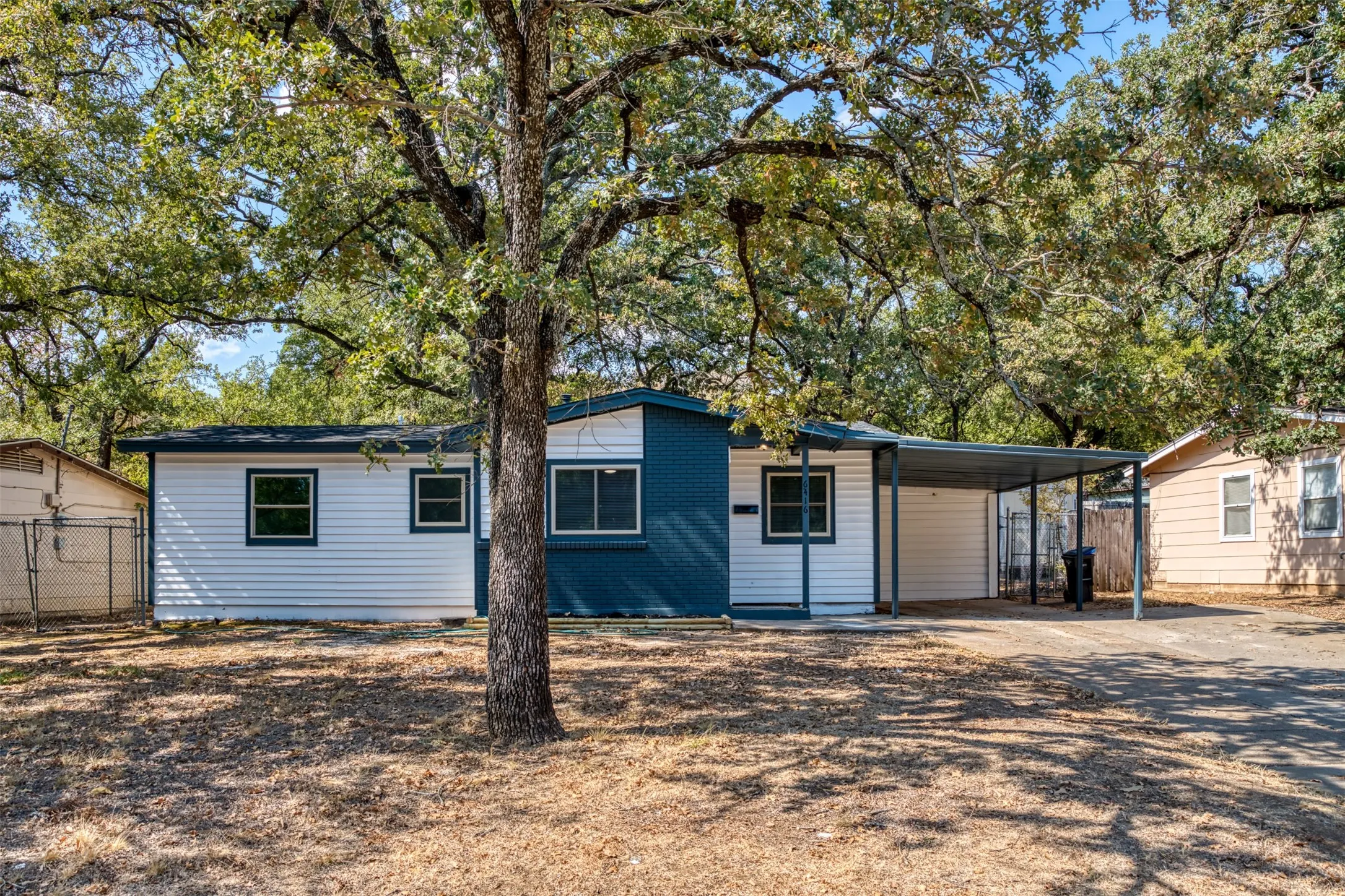 Single Family Residence For Sale in Tarrant County , 6416 Ava Court Drive, Fort Worth, Texas 76112, 3 Bedroom, 1 Bathroom, Garage spaces, 788 Sqft, built in 1958, mls#21355875, Real Estate Agent in Fort Worth, Homes For Sale in Tarrant county, Homes For Sale in Fort Worth, Realtor in Fort Worth Texas, Real Estate Brokerage Independent Realty Texas, Luminita Cordes Realtor