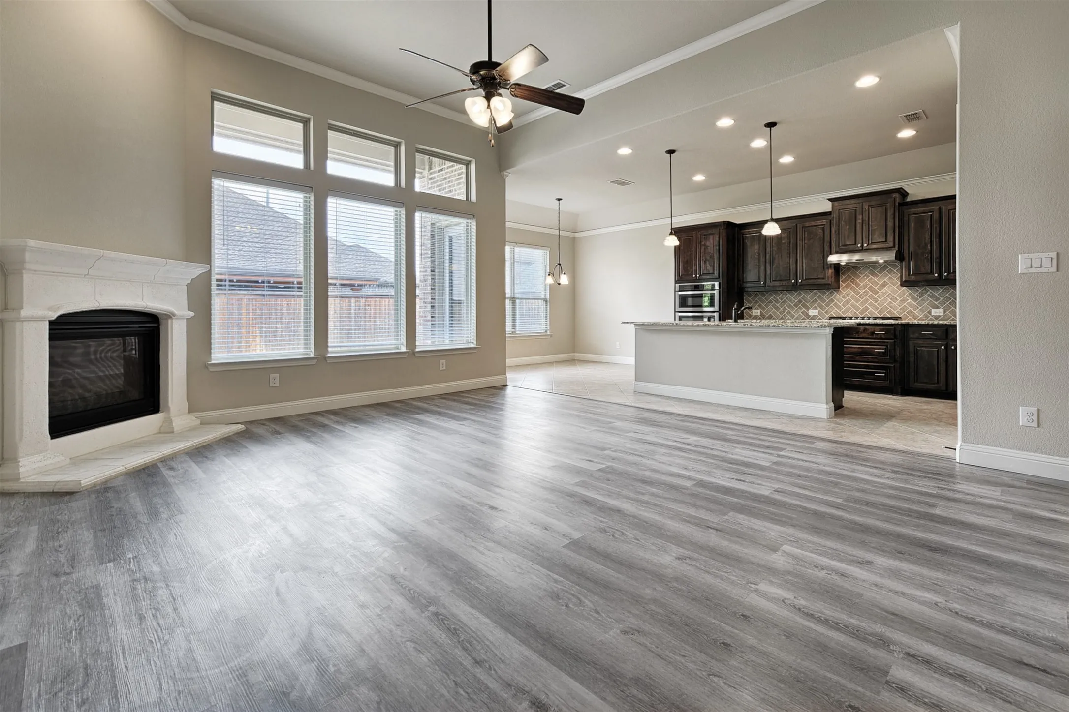 Single Family Residence For Rent in Collin County , 11438 Santa Maria Road, Frisco, Texas 75035, 4 Bedroom, 3 Bathroom, 3 Garage spaces, 2,448 Sqft, built in 2016, mls#21391051, Real Estate Agent in Frisco, Homes For Rent in Collin county, Homes For Rent in Frisco, Realtor in Frisco Texas, Real Estate Brokerage Independent Realty Texas, Luminita Cordes Realtor