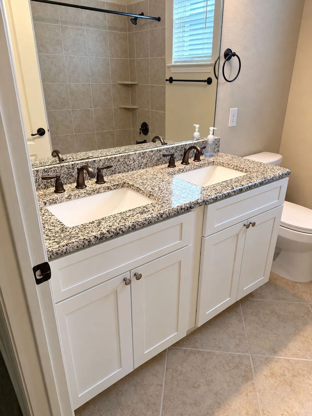 Single Family Residence For Rent in Collin County , 11438 Santa Maria Road, Frisco, Texas 75035, 4 Bedroom, 3 Bathroom, 3 Garage spaces, 2,448 Sqft, built in 2016, mls#21391051, Real Estate Agent in Frisco, Homes For Rent in Collin county, Homes For Rent in Frisco, Realtor in Frisco Texas, Real Estate Brokerage Independent Realty Texas, Luminita Cordes Realtor