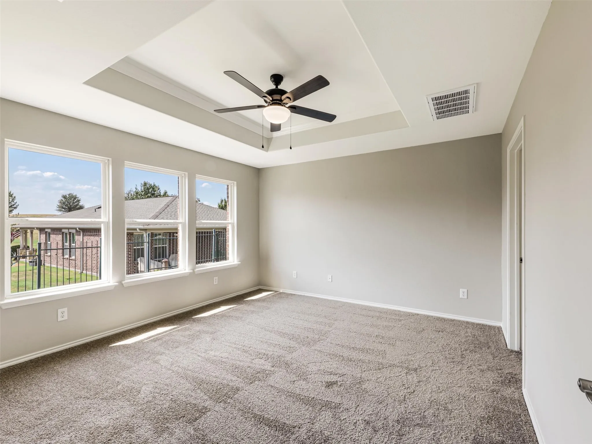Single Family Residence For Sale in Denton County , 7409 Kite Lane, Frisco, Texas 75036, 3 Bedroom, 2 Bathroom, 2 Garage spaces, 1,468 Sqft, built in 2013, mls#21388082, Real Estate Agent in Frisco, Homes For Sale in Denton county, Homes For Sale in Frisco, Realtor in Frisco Texas, Real Estate Brokerage Independent Realty Texas, Luminita Cordes Realtor