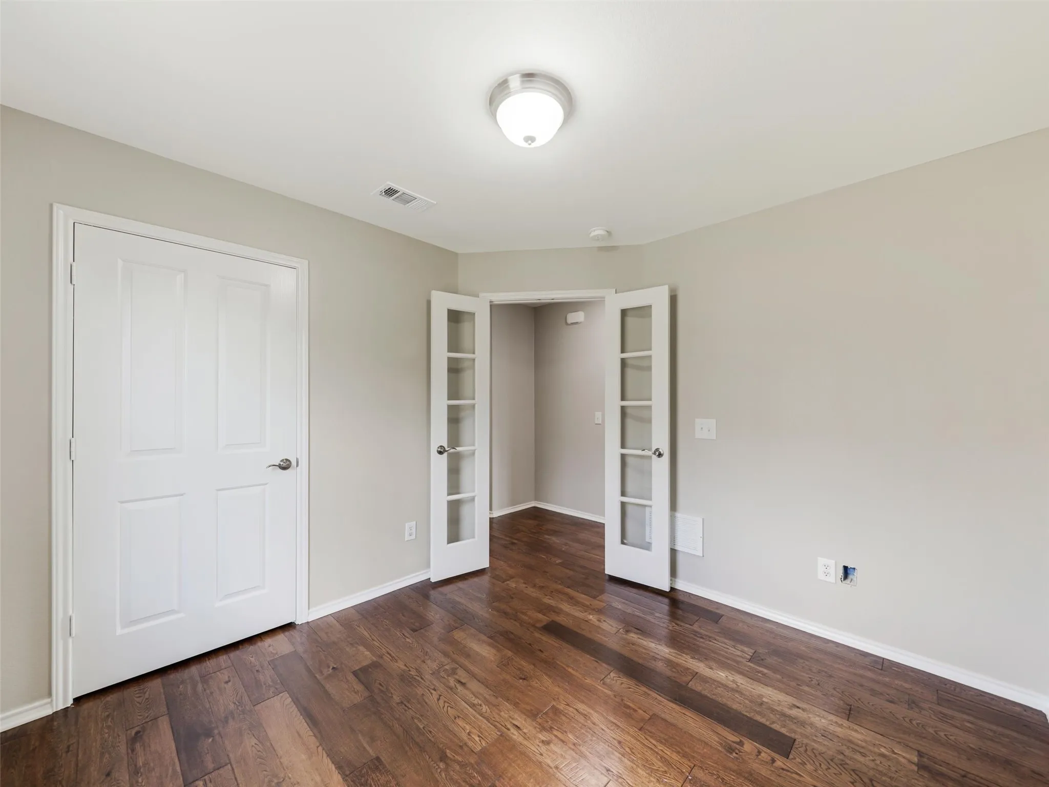 Single Family Residence For Sale in Denton County , 7409 Kite Lane, Frisco, Texas 75036, 3 Bedroom, 2 Bathroom, 2 Garage spaces, 1,468 Sqft, built in 2013, mls#21388082, Real Estate Agent in Frisco, Homes For Sale in Denton county, Homes For Sale in Frisco, Realtor in Frisco Texas, Real Estate Brokerage Independent Realty Texas, Luminita Cordes Realtor