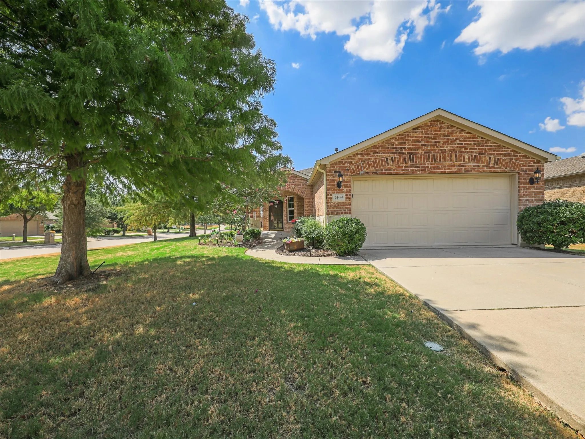 Single Family Residence For Sale