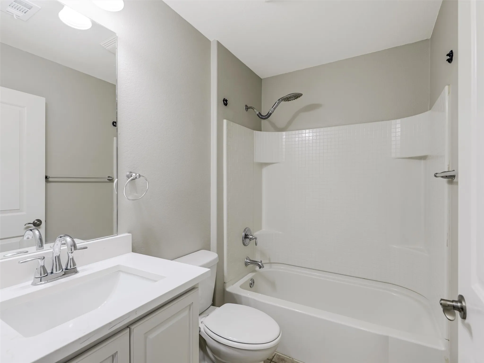 Single Family Residence For Sale in Denton County , 7409 Kite Lane, Frisco, Texas 75036, 3 Bedroom, 2 Bathroom, 2 Garage spaces, 1,468 Sqft, built in 2013, mls#21388082, Real Estate Agent in Frisco, Homes For Sale in Denton county, Homes For Sale in Frisco, Realtor in Frisco Texas, Real Estate Brokerage Independent Realty Texas, Luminita Cordes Realtor