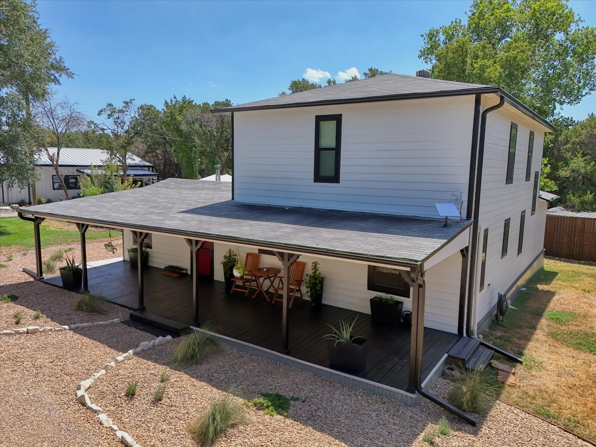 Single Family Residence For Sale in Johnson County , 9340 Apache Trail, Rio Vista, Texas 76093, 3 Bedroom, 2 Bathroom, Garage spaces, 2,073 Sqft, built in 1980, mls#21391053, Real Estate Agent in Rio Vista, Homes For Sale in Johnson county, Homes For Sale in Rio Vista, Realtor in Rio Vista Texas, Real Estate Brokerage Independent Realty Texas, Luminita Cordes Realtor