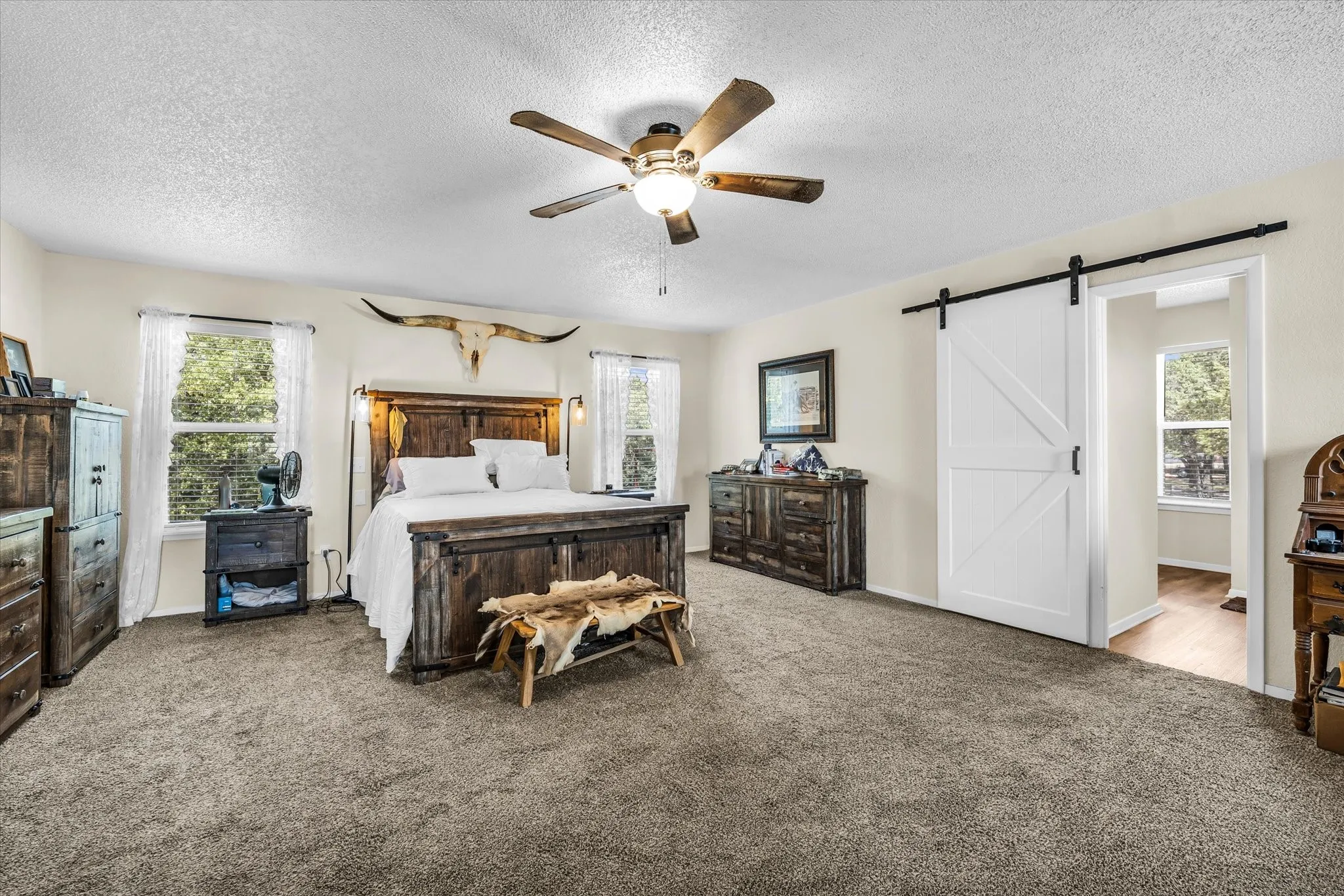 Single Family Residence For Sale in Johnson County , 9340 Apache Trail, Rio Vista, Texas 76093, 3 Bedroom, 2 Bathroom, Garage spaces, 2,073 Sqft, built in 1980, mls#21391053, Real Estate Agent in Rio Vista, Homes For Sale in Johnson county, Homes For Sale in Rio Vista, Realtor in Rio Vista Texas, Real Estate Brokerage Independent Realty Texas, Luminita Cordes Realtor