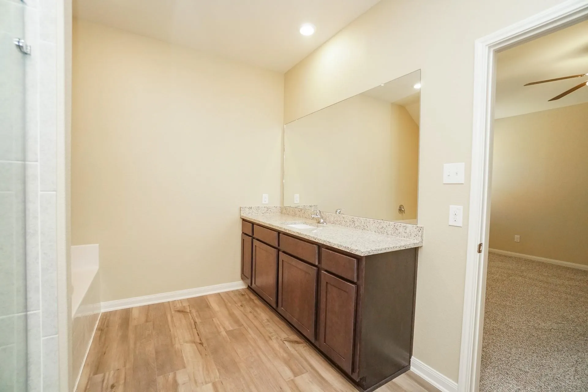 Single Family Residence For Rent in Denton County , 5404 Songbird Trail, Denton, Texas 76207, 3 Bedroom, 2 Bathroom, 2 Garage spaces, 2,000 Sqft, built in 2020, mls#21391054, Real Estate Agent in Denton, Homes For Rent in Denton county, Homes For Rent in Denton, Realtor in Denton Texas, Real Estate Brokerage Independent Realty Texas, Luminita Cordes Realtor