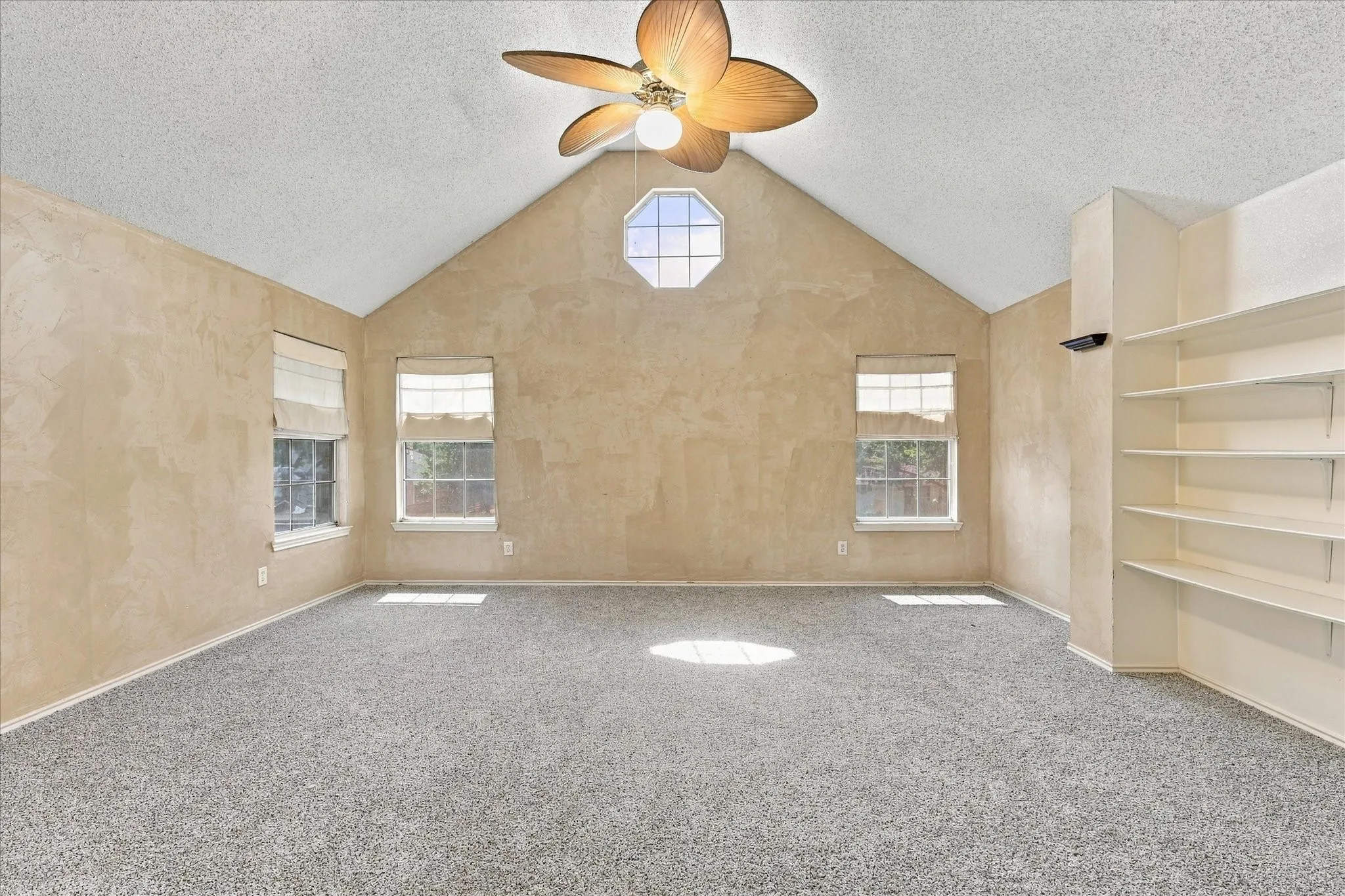 Single Family Residence For Sale in Dallas County , 8302 Brentwood Street, Rowlett, Texas 75088, 4 Bedroom, 3 Bathroom, 2 Garage spaces, 2,808 Sqft, built in 1990, mls#21387089, Real Estate Agent in Rowlett, Homes For Sale in Dallas county, Homes For Sale in Rowlett, Realtor in Rowlett Texas, Real Estate Brokerage Independent Realty Texas, Luminita Cordes Realtor