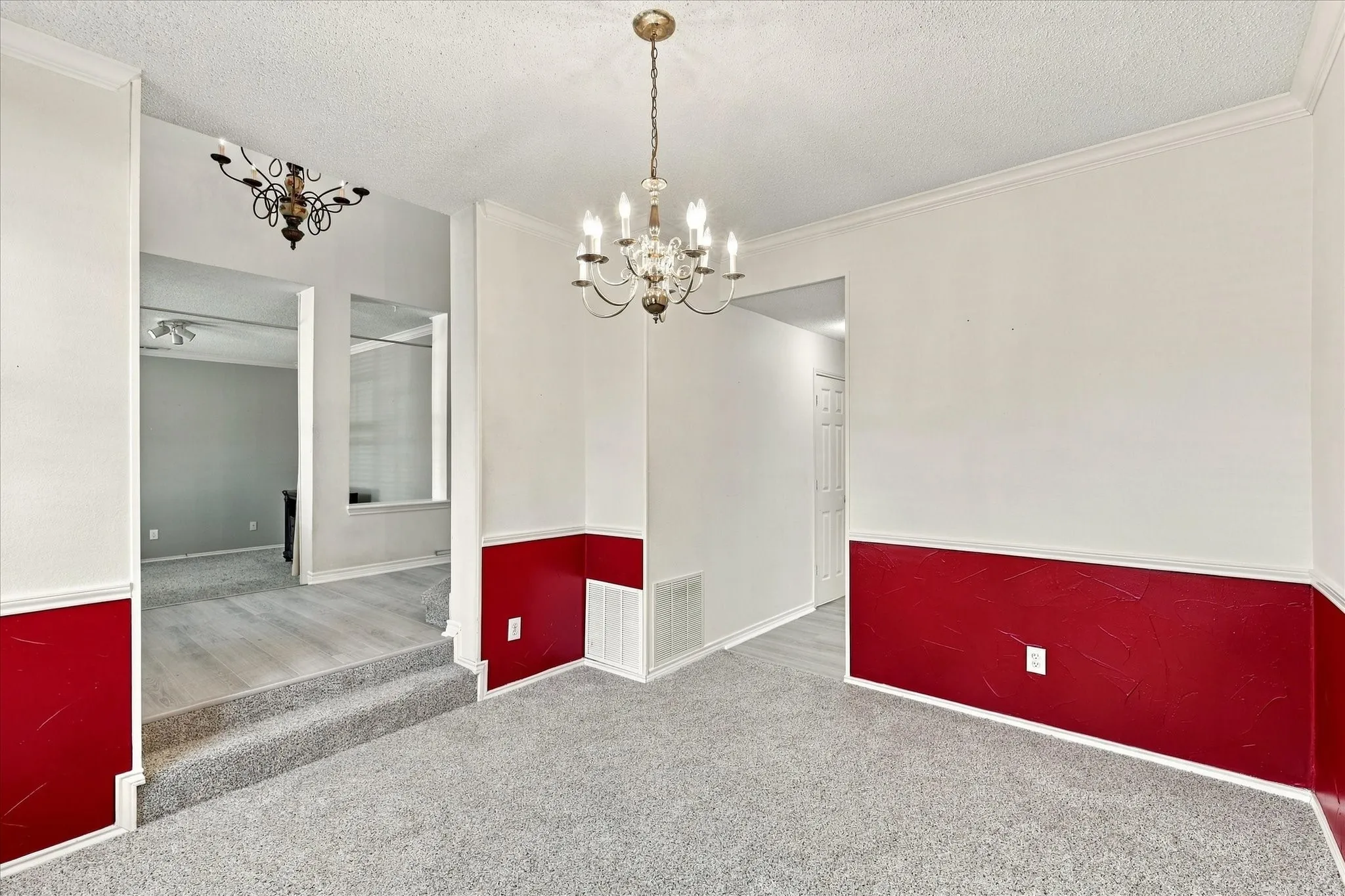 Single Family Residence For Sale in Dallas County , 8302 Brentwood Street, Rowlett, Texas 75088, 4 Bedroom, 3 Bathroom, 2 Garage spaces, 2,808 Sqft, built in 1990, mls#21387089, Real Estate Agent in Rowlett, Homes For Sale in Dallas county, Homes For Sale in Rowlett, Realtor in Rowlett Texas, Real Estate Brokerage Independent Realty Texas, Luminita Cordes Realtor