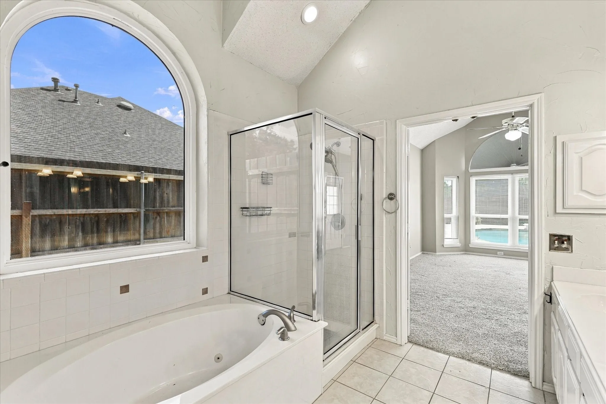 Single Family Residence For Sale in Dallas County , 8302 Brentwood Street, Rowlett, Texas 75088, 4 Bedroom, 3 Bathroom, 2 Garage spaces, 2,808 Sqft, built in 1990, mls#21387089, Real Estate Agent in Rowlett, Homes For Sale in Dallas county, Homes For Sale in Rowlett, Realtor in Rowlett Texas, Real Estate Brokerage Independent Realty Texas, Luminita Cordes Realtor