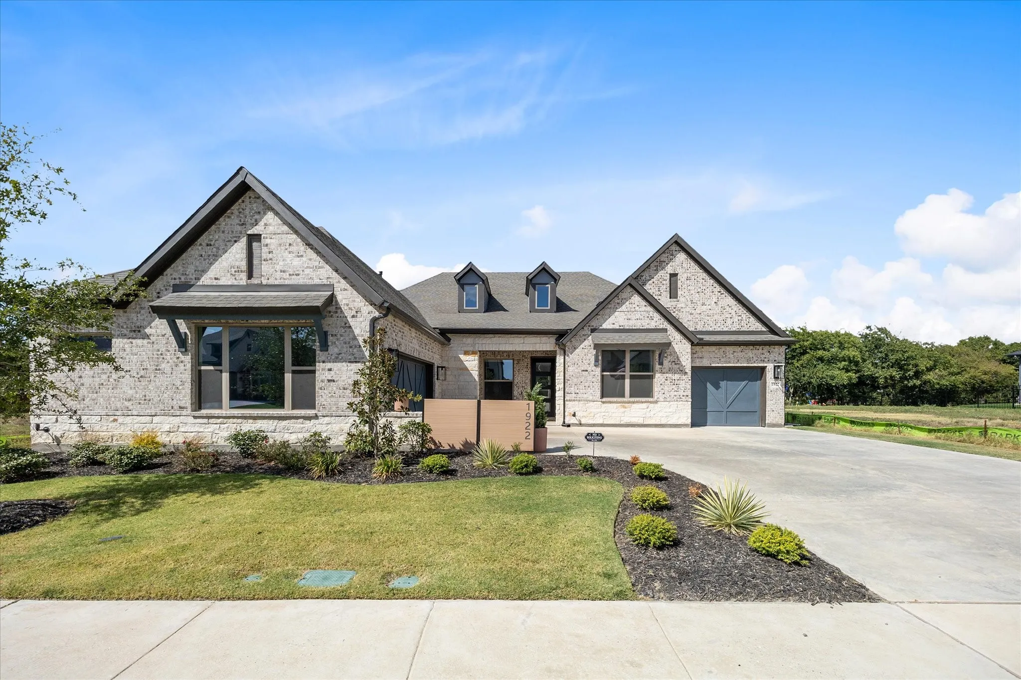 Single Family Residence For Sale in Rockwall County , 1922 Grand Avenue, Rockwall, Texas 75087, 4 Bedroom, 4 Bathroom, 3 Garage spaces, 3,003 Sqft, built in 2025, mls#21390425, Real Estate Agent in Rockwall, Homes For Sale in Rockwall county, Homes For Sale in Rockwall, Realtor in Rockwall Texas, Real Estate Brokerage Independent Realty Texas, Luminita Cordes Realtor