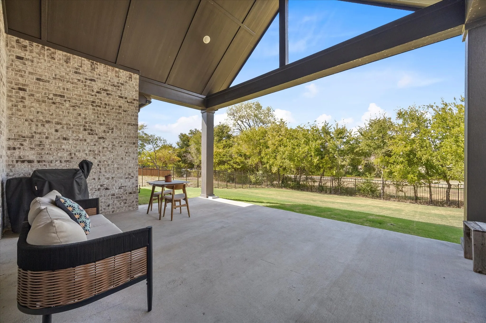 Single Family Residence For Sale in Rockwall County , 1922 Grand Avenue, Rockwall, Texas 75087, 4 Bedroom, 4 Bathroom, 3 Garage spaces, 3,003 Sqft, built in 2025, mls#21390425, Real Estate Agent in Rockwall, Homes For Sale in Rockwall county, Homes For Sale in Rockwall, Realtor in Rockwall Texas, Real Estate Brokerage Independent Realty Texas, Luminita Cordes Realtor