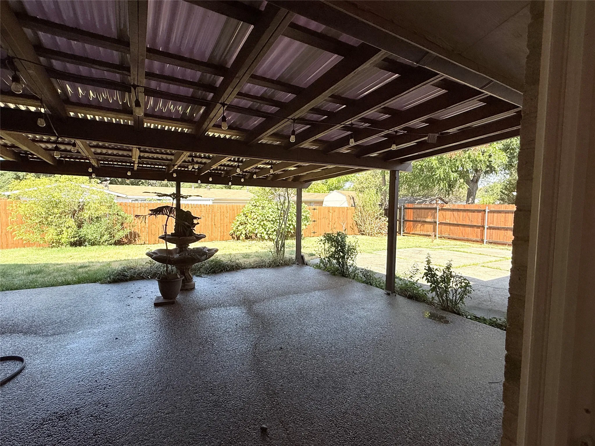 Single Family Residence For Rent in Dallas County , 3467 Goldendale Drive, Farmers Branch, Texas 75234, 3 Bedroom, 2 Bathroom, 2 Garage spaces, 1,488 Sqft, built in 1960, mls#21389791, Real Estate Agent in Farmers Branch, Homes For Rent in Dallas county, Homes For Rent in Farmers Branch, Realtor in Farmers Branch Texas, Real Estate Brokerage Independent Realty Texas, Luminita Cordes Realtor