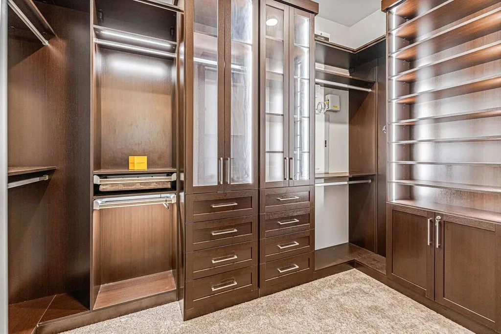 Single Family Residence For Sale in Denton County , 829 Boardwalk Way, Little Elm, Texas 76227, 3 Bedroom, 3 Bathroom, 3 Garage spaces, 2,639 Sqft, built in 2018, mls#21390743, Real Estate Agent in Little Elm, Homes For Sale in Denton county, Homes For Sale in Little Elm, Realtor in Little Elm Texas, Real Estate Brokerage Independent Realty Texas, Luminita Cordes Realtor