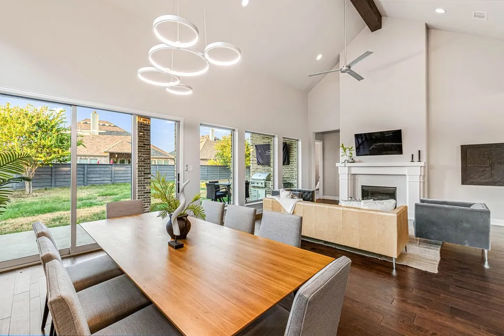 Single Family Residence For Sale in Denton County , 829 Boardwalk Way, Little Elm, Texas 76227, 3 Bedroom, 3 Bathroom, 3 Garage spaces, 2,639 Sqft, built in 2018, mls#21390743, Real Estate Agent in Little Elm, Homes For Sale in Denton county, Homes For Sale in Little Elm, Realtor in Little Elm Texas, Real Estate Brokerage Independent Realty Texas, Luminita Cordes Realtor