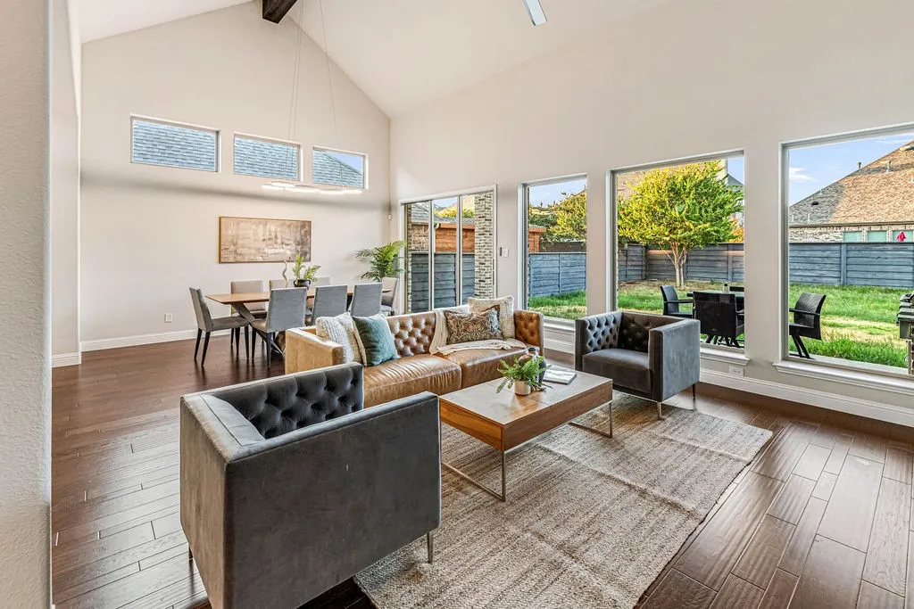 Single Family Residence For Sale in Denton County , 829 Boardwalk Way, Little Elm, Texas 76227, 3 Bedroom, 3 Bathroom, 3 Garage spaces, 2,639 Sqft, built in 2018, mls#21390743, Real Estate Agent in Little Elm, Homes For Sale in Denton county, Homes For Sale in Little Elm, Realtor in Little Elm Texas, Real Estate Brokerage Independent Realty Texas, Luminita Cordes Realtor