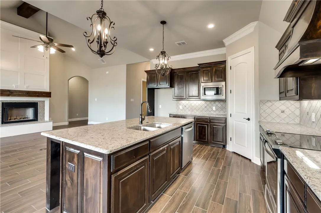 Single Family Residence For Rent
