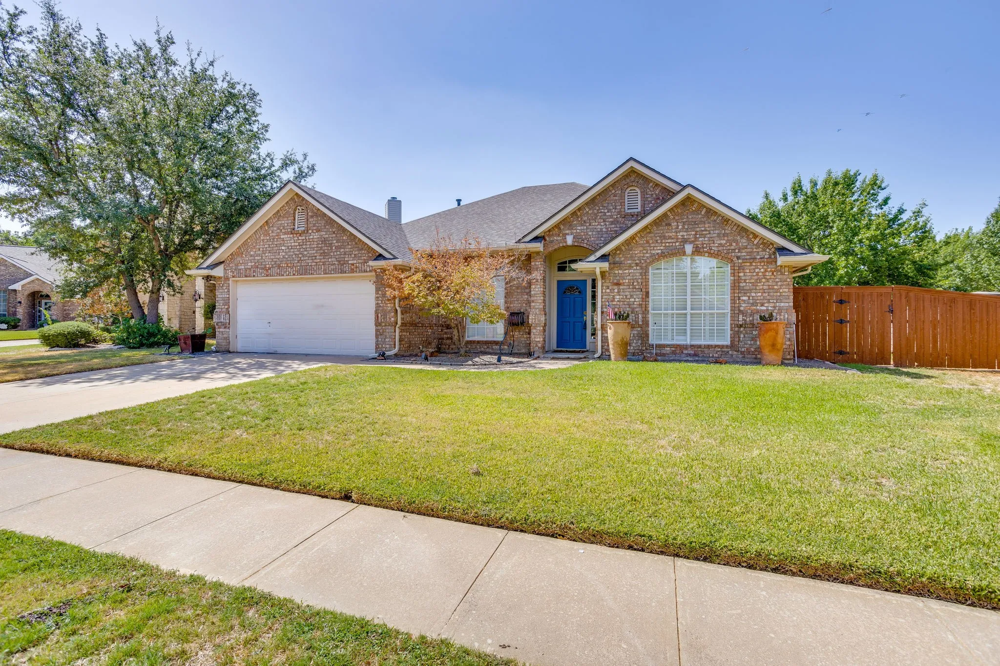 Single Family Residence For Sale in Tarrant County , 3100 Andrew Court, Bedford, Texas 76021, 4 Bedroom, 2 Bathroom, 2 Garage spaces, 2,374 Sqft, built in 1994, mls#21390787, Real Estate Agent in Bedford, Homes For Sale in Tarrant county, Homes For Sale in Bedford, Realtor in Bedford Texas, Real Estate Brokerage Independent Realty Texas, Luminita Cordes Realtor