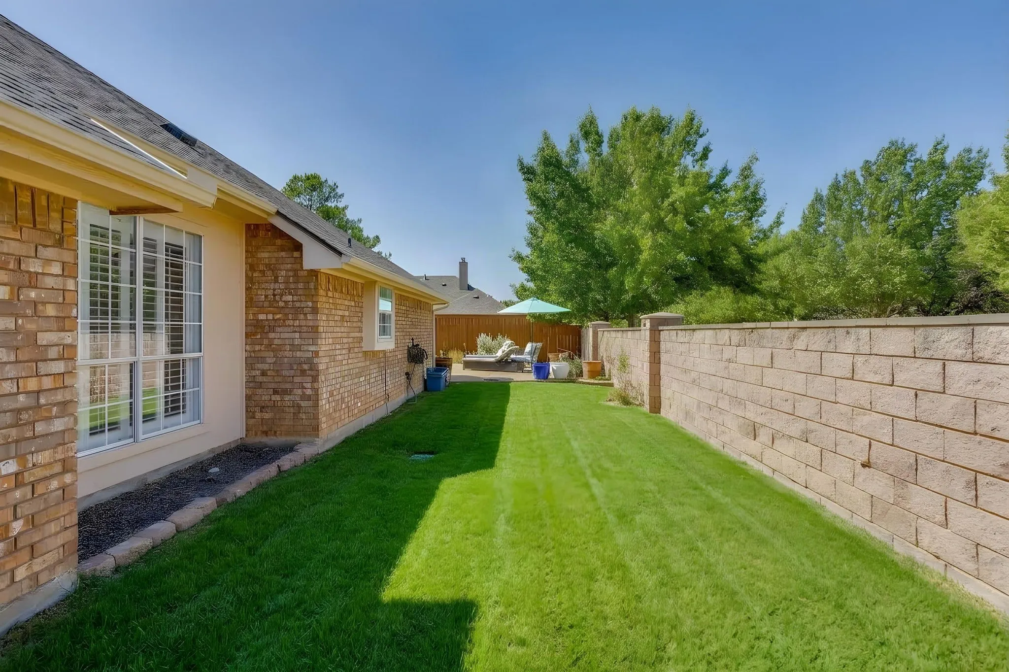 Single Family Residence For Sale in Tarrant County , 3100 Andrew Court, Bedford, Texas 76021, 4 Bedroom, 2 Bathroom, 2 Garage spaces, 2,374 Sqft, built in 1994, mls#21390787, Real Estate Agent in Bedford, Homes For Sale in Tarrant county, Homes For Sale in Bedford, Realtor in Bedford Texas, Real Estate Brokerage Independent Realty Texas, Luminita Cordes Realtor