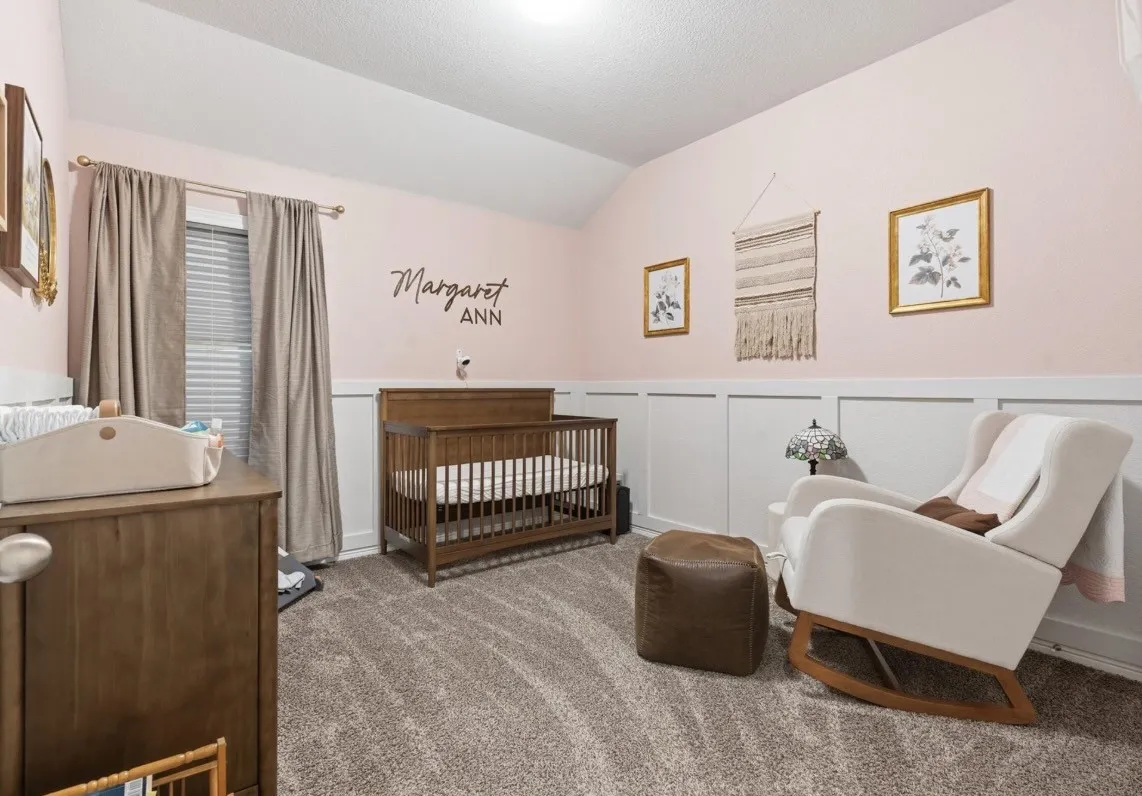 Vaulted ceiling with a flush-mount light fixture