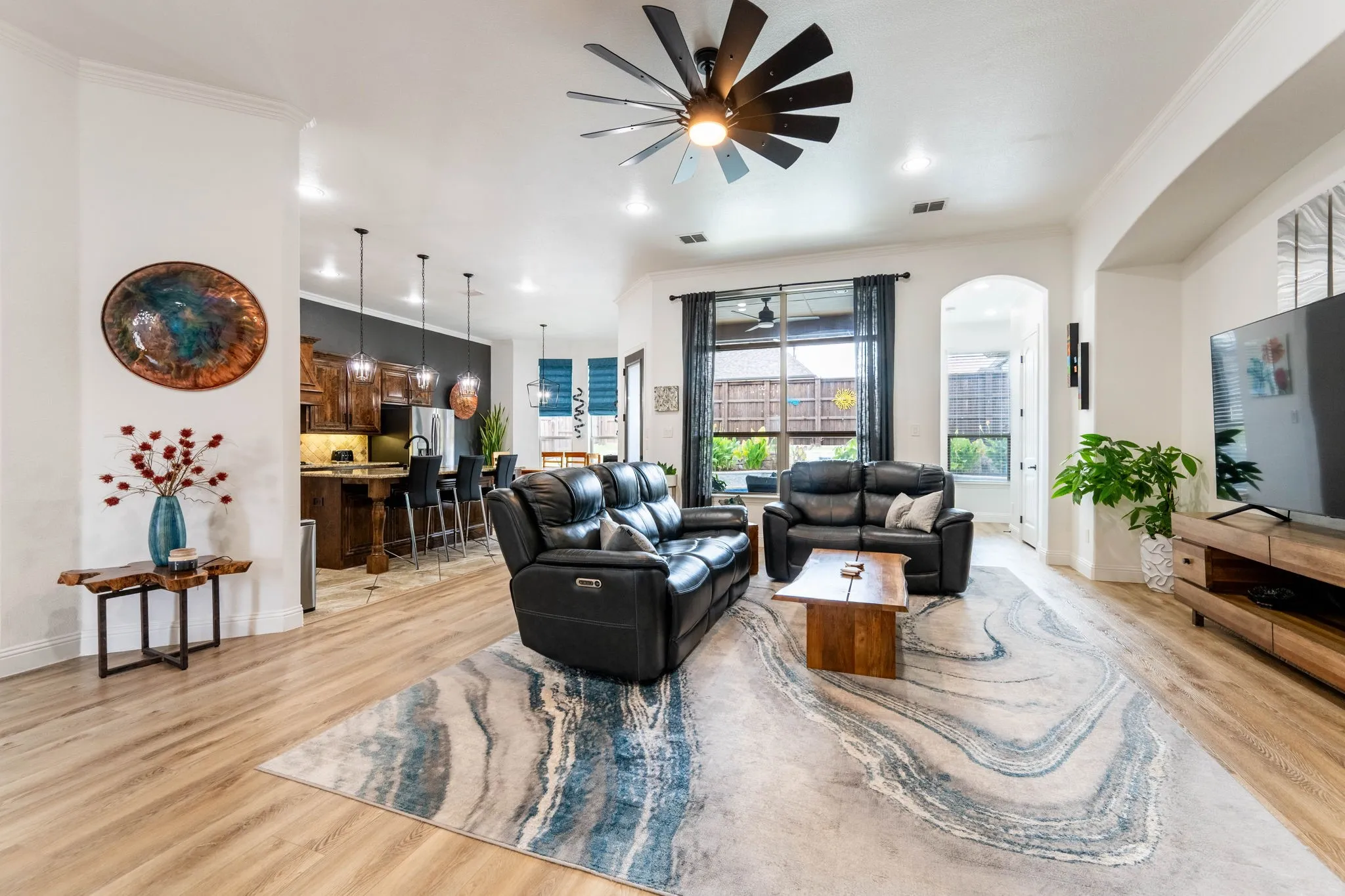 Single Family Residence For Sale in Rockwall County , 1013 Calm Crest Drive, Rockwall, Texas 75087, 4 Bedroom, 4 Bathroom, 3 Garage spaces, 3,832 Sqft, built in 2016, mls#21391059, Real Estate Agent in Rockwall, Homes For Sale in Rockwall county, Homes For Sale in Rockwall, Realtor in Rockwall Texas, Real Estate Brokerage Independent Realty Texas, Luminita Cordes Realtor