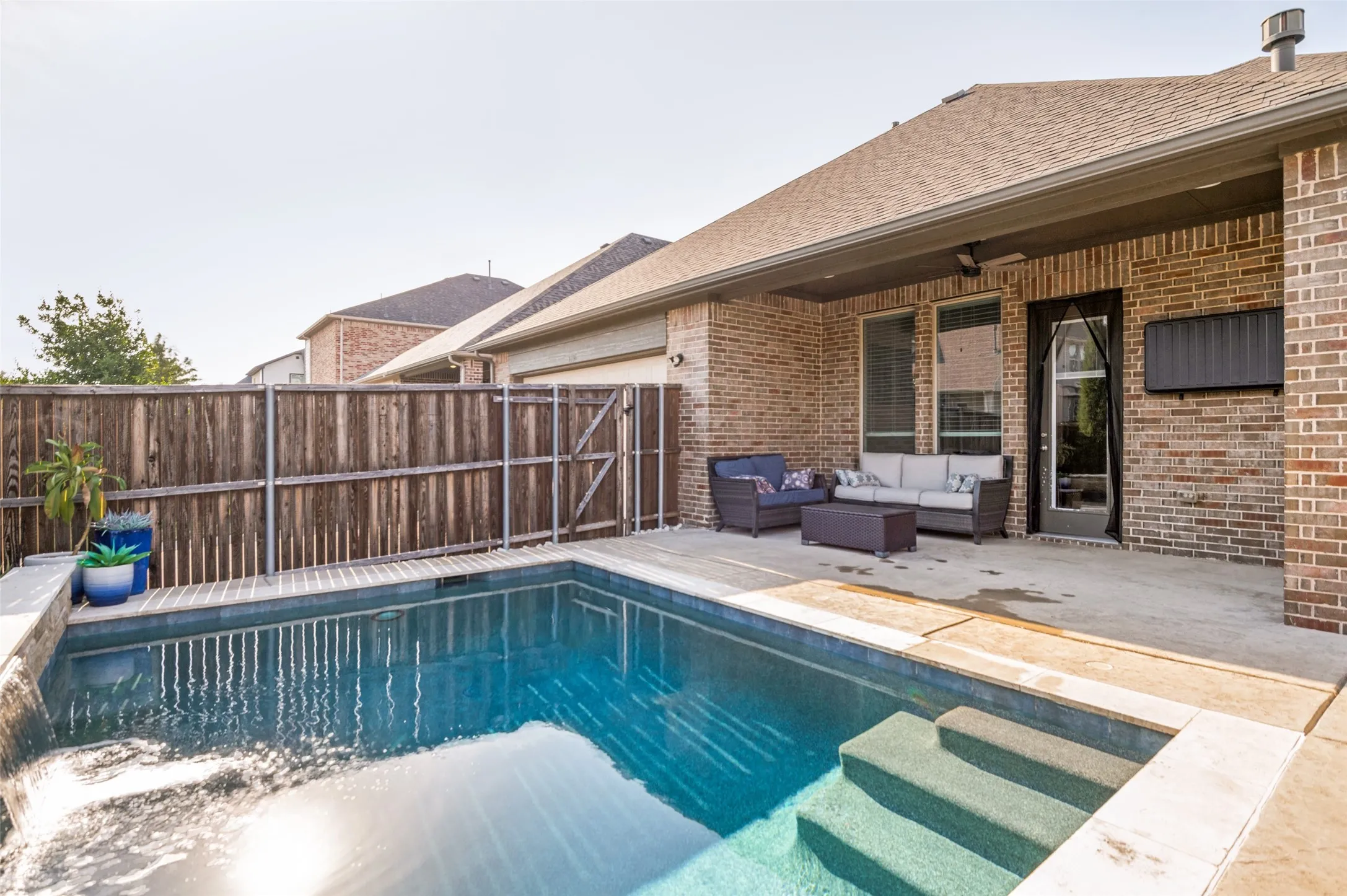 Single Family Residence For Sale in Denton County , 3536 Sevilla Drive, Frisco, Texas 75034, 3 Bedroom, 4 Bathroom, 2 Garage spaces, 2,678 Sqft, built in 2019, mls#21391062, Real Estate Agent in Frisco, Homes For Sale in Denton county, Homes For Sale in Frisco, Realtor in Frisco Texas, Real Estate Brokerage Independent Realty Texas, Luminita Cordes Realtor
