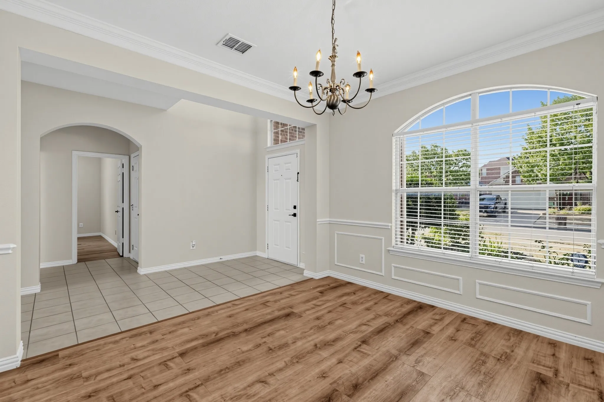 Single Family Residence For Sale in Collin County , 3533 Stroll Road, Plano, Texas 75025, 4 Bedroom, 3 Bathroom, 2 Garage spaces, 2,601 Sqft, built in 2006, mls#21391084, Real Estate Agent in Plano, Homes For Sale in Collin county, Homes For Sale in Plano, Realtor in Plano Texas, Real Estate Brokerage Independent Realty Texas, Luminita Cordes Realtor