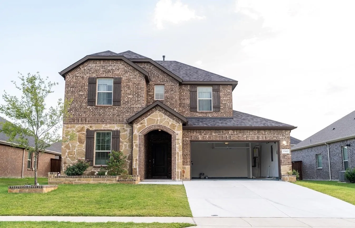 Single Family Residence For Rent in Denton County , 13412 Dos Aguas Drive, Little Elm, Texas 75068, 4 Bedroom, 3 Bathroom, 2 Garage spaces, 2,349 Sqft, built in 2021, mls#21390145, Real Estate Agent in Little Elm, Homes For Rent in Denton county, Homes For Rent in Little Elm, Realtor in Little Elm Texas, Real Estate Brokerage Independent Realty Texas, Luminita Cordes Realtor