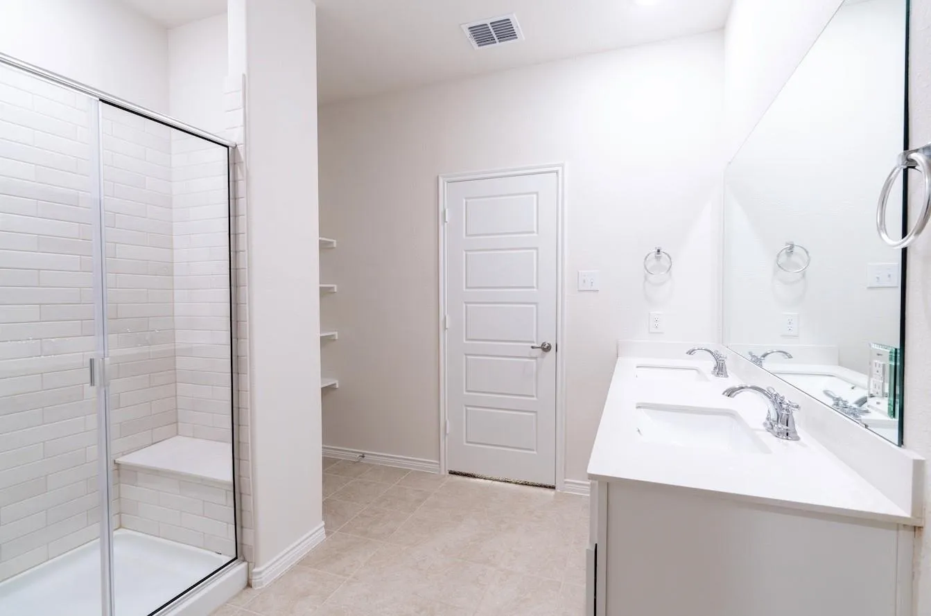 Dual sink vanity with white countertop
