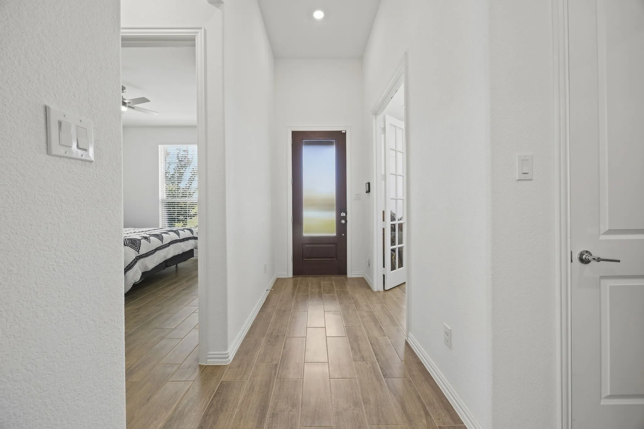 Single Family Residence For Sale in Tarrant County , 4709 Kings Garden Parkway, Arlington, Texas 76005, 2 Bedroom, 2 Bathroom, 2 Garage spaces, 1,774 Sqft, built in 2023, mls#21391008, Real Estate Agent in Arlington, Homes For Sale in Tarrant county, Homes For Sale in Arlington, Realtor in Arlington Texas, Real Estate Brokerage Independent Realty Texas, Luminita Cordes Realtor