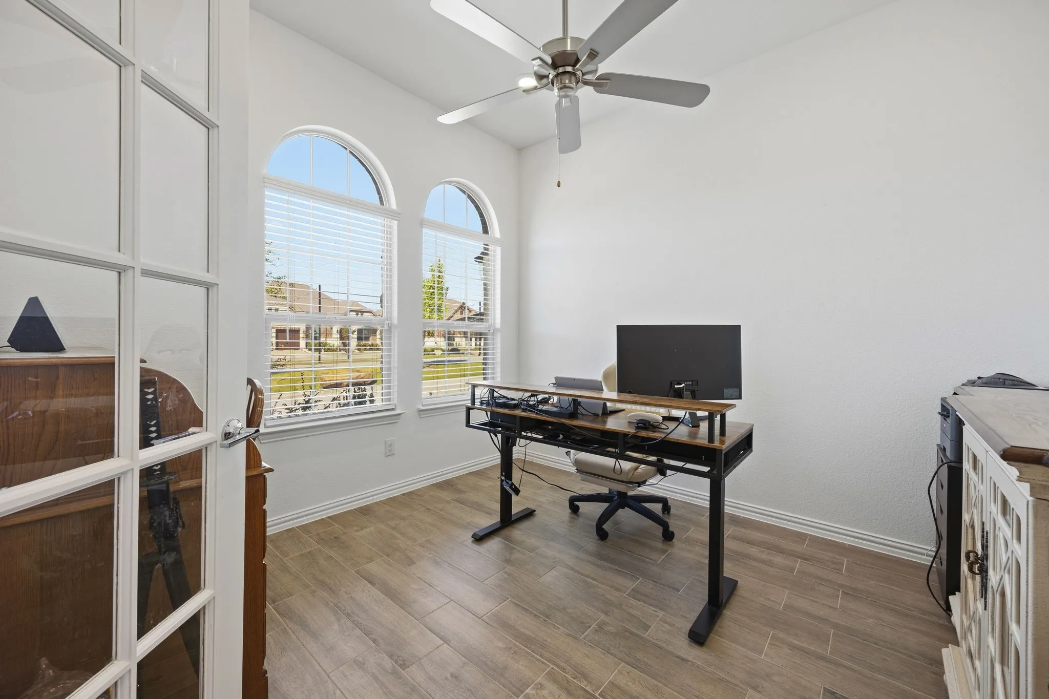 Single Family Residence For Sale in Tarrant County , 4709 Kings Garden Parkway, Arlington, Texas 76005, 2 Bedroom, 2 Bathroom, 2 Garage spaces, 1,774 Sqft, built in 2023, mls#21391008, Real Estate Agent in Arlington, Homes For Sale in Tarrant county, Homes For Sale in Arlington, Realtor in Arlington Texas, Real Estate Brokerage Independent Realty Texas, Luminita Cordes Realtor