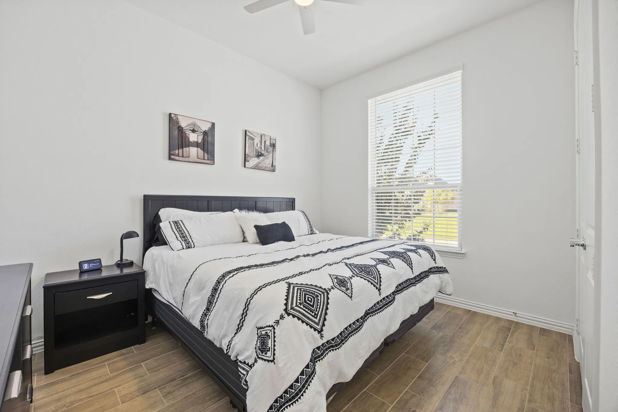 Single Family Residence For Sale in Tarrant County , 4709 Kings Garden Parkway, Arlington, Texas 76005, 2 Bedroom, 2 Bathroom, 2 Garage spaces, 1,774 Sqft, built in 2023, mls#21391008, Real Estate Agent in Arlington, Homes For Sale in Tarrant county, Homes For Sale in Arlington, Realtor in Arlington Texas, Real Estate Brokerage Independent Realty Texas, Luminita Cordes Realtor