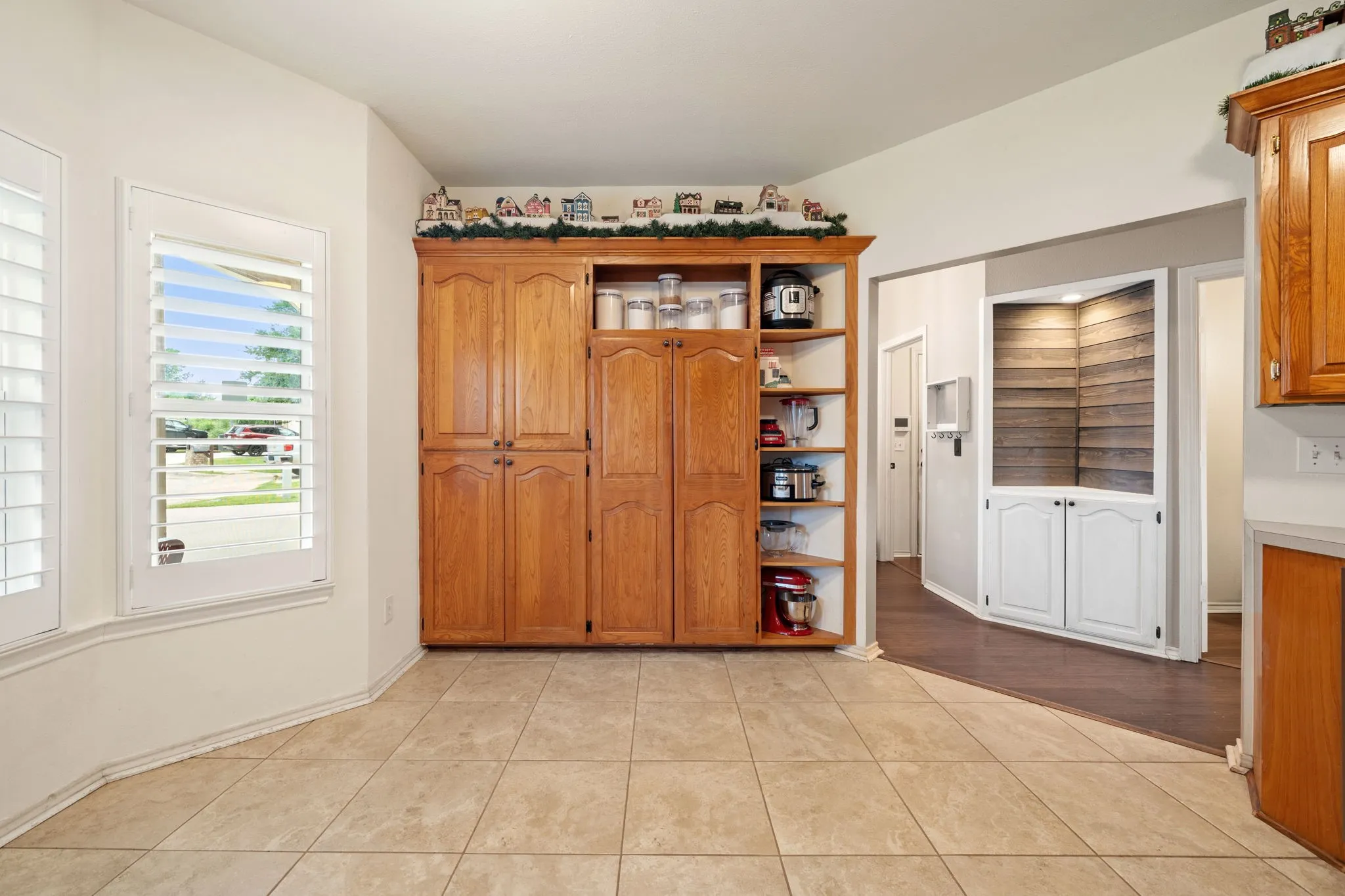 Single Family Residence For Sale in Collin County , 336 Timbercreek Court, Princeton, Texas 75407, 4 Bedroom, 3 Bathroom, 2 Garage spaces, 1,793 Sqft, built in 2003, mls#21391069, Real Estate Agent in Princeton, Homes For Sale in Collin county, Homes For Sale in Princeton, Realtor in Princeton Texas, Real Estate Brokerage Independent Realty Texas, Luminita Cordes Realtor