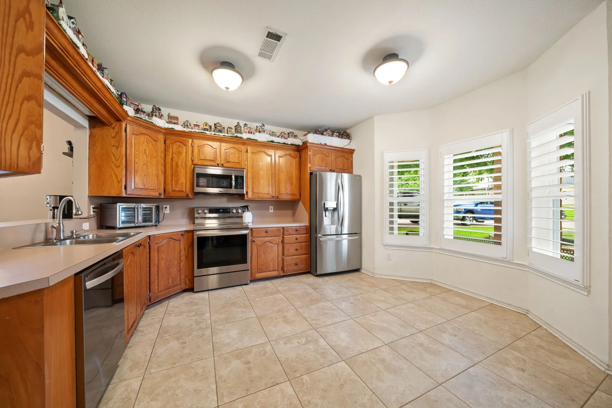 Single Family Residence For Sale in Collin County , 336 Timbercreek Court, Princeton, Texas 75407, 4 Bedroom, 3 Bathroom, 2 Garage spaces, 1,793 Sqft, built in 2003, mls#21391069, Real Estate Agent in Princeton, Homes For Sale in Collin county, Homes For Sale in Princeton, Realtor in Princeton Texas, Real Estate Brokerage Independent Realty Texas, Luminita Cordes Realtor