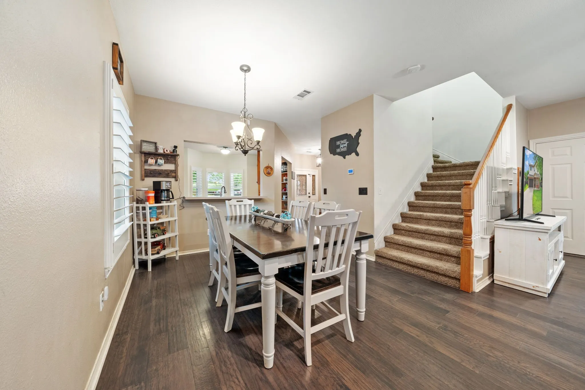 Single Family Residence For Sale in Collin County , 336 Timbercreek Court, Princeton, Texas 75407, 4 Bedroom, 3 Bathroom, 2 Garage spaces, 1,793 Sqft, built in 2003, mls#21391069, Real Estate Agent in Princeton, Homes For Sale in Collin county, Homes For Sale in Princeton, Realtor in Princeton Texas, Real Estate Brokerage Independent Realty Texas, Luminita Cordes Realtor
