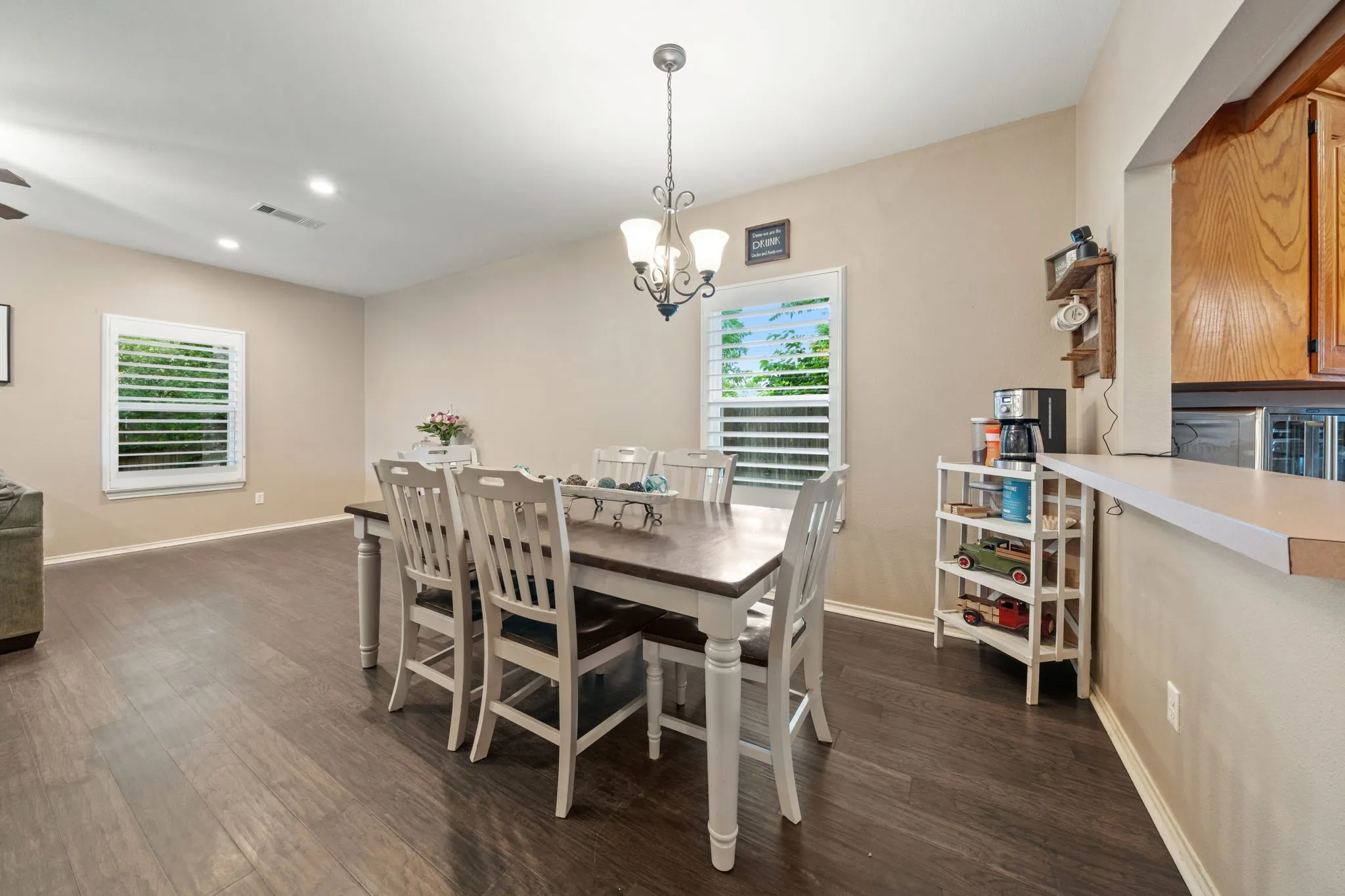 Single Family Residence For Sale in Collin County , 336 Timbercreek Court, Princeton, Texas 75407, 4 Bedroom, 3 Bathroom, 2 Garage spaces, 1,793 Sqft, built in 2003, mls#21391069, Real Estate Agent in Princeton, Homes For Sale in Collin county, Homes For Sale in Princeton, Realtor in Princeton Texas, Real Estate Brokerage Independent Realty Texas, Luminita Cordes Realtor